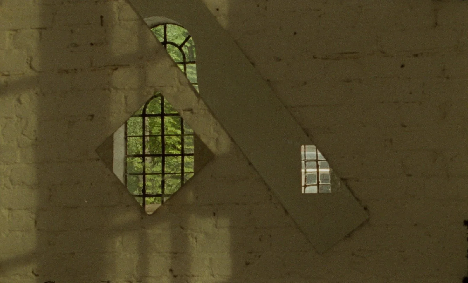 Sequence 02.00_02_06_02.Still015.jpg