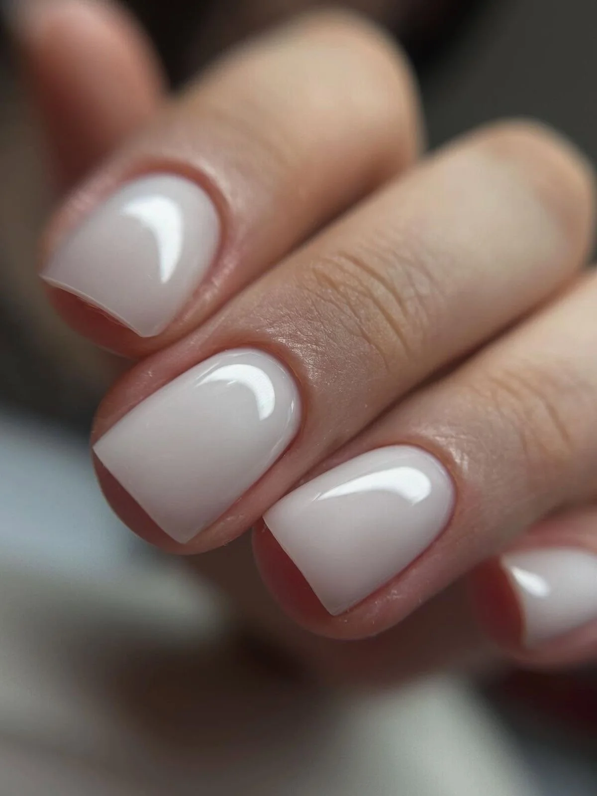 Gelnägel bei Luna Beauty in Bergdietikon
