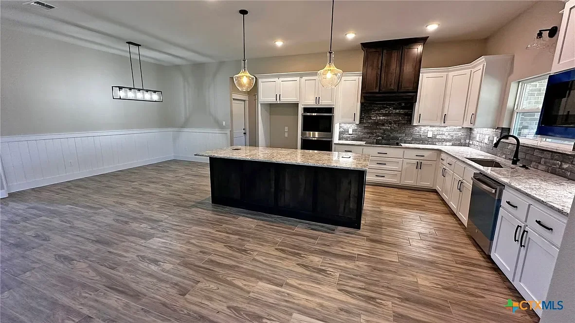 Kitchen.webp