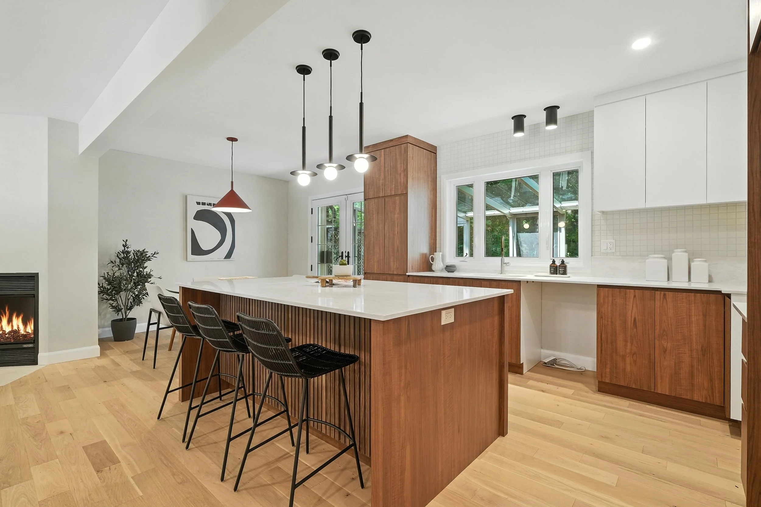 762 Green St-Lambert-13.jpg