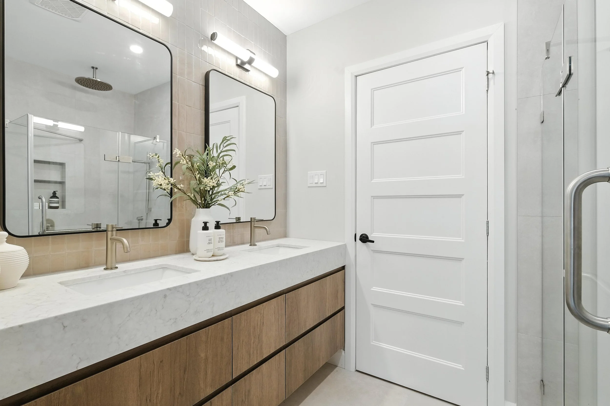 762 Green St-Lambert-3.jpg