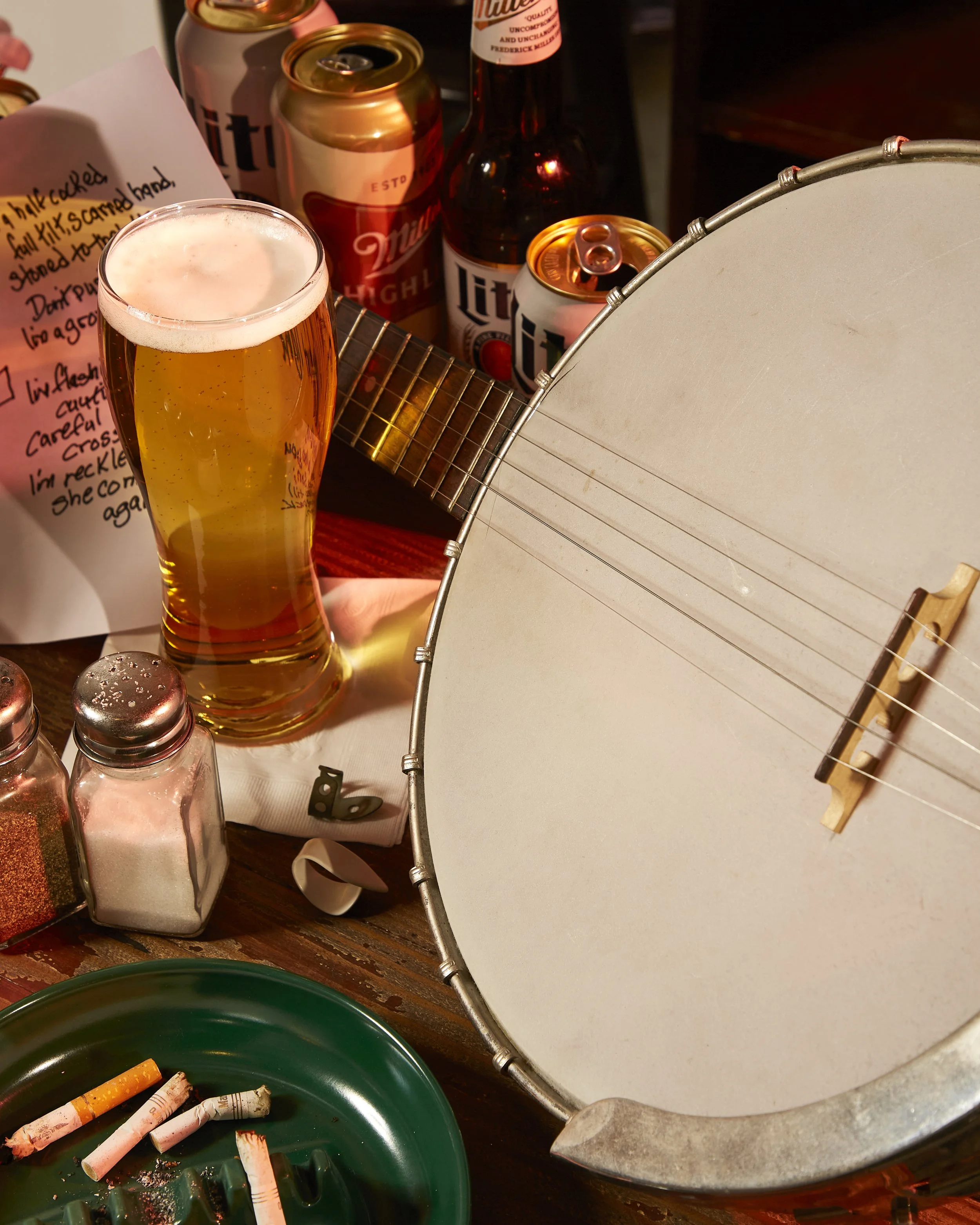 banjo image beer country music band