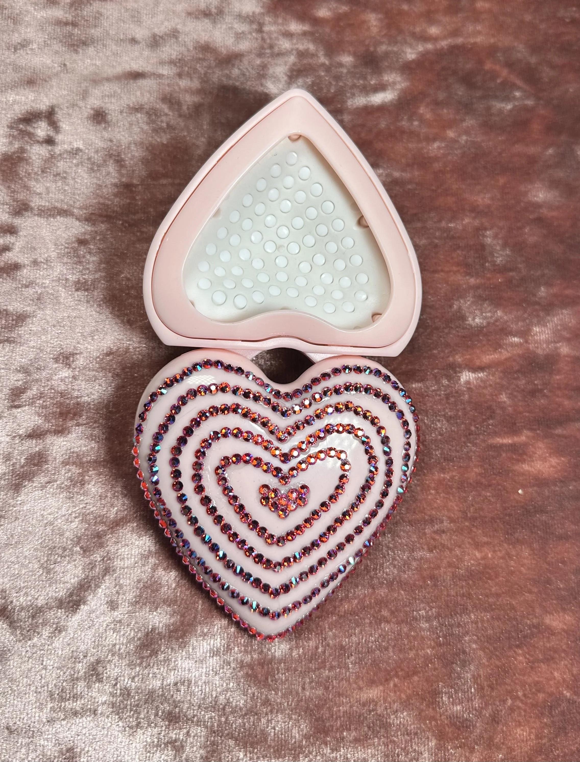 heart compact 2.jpg