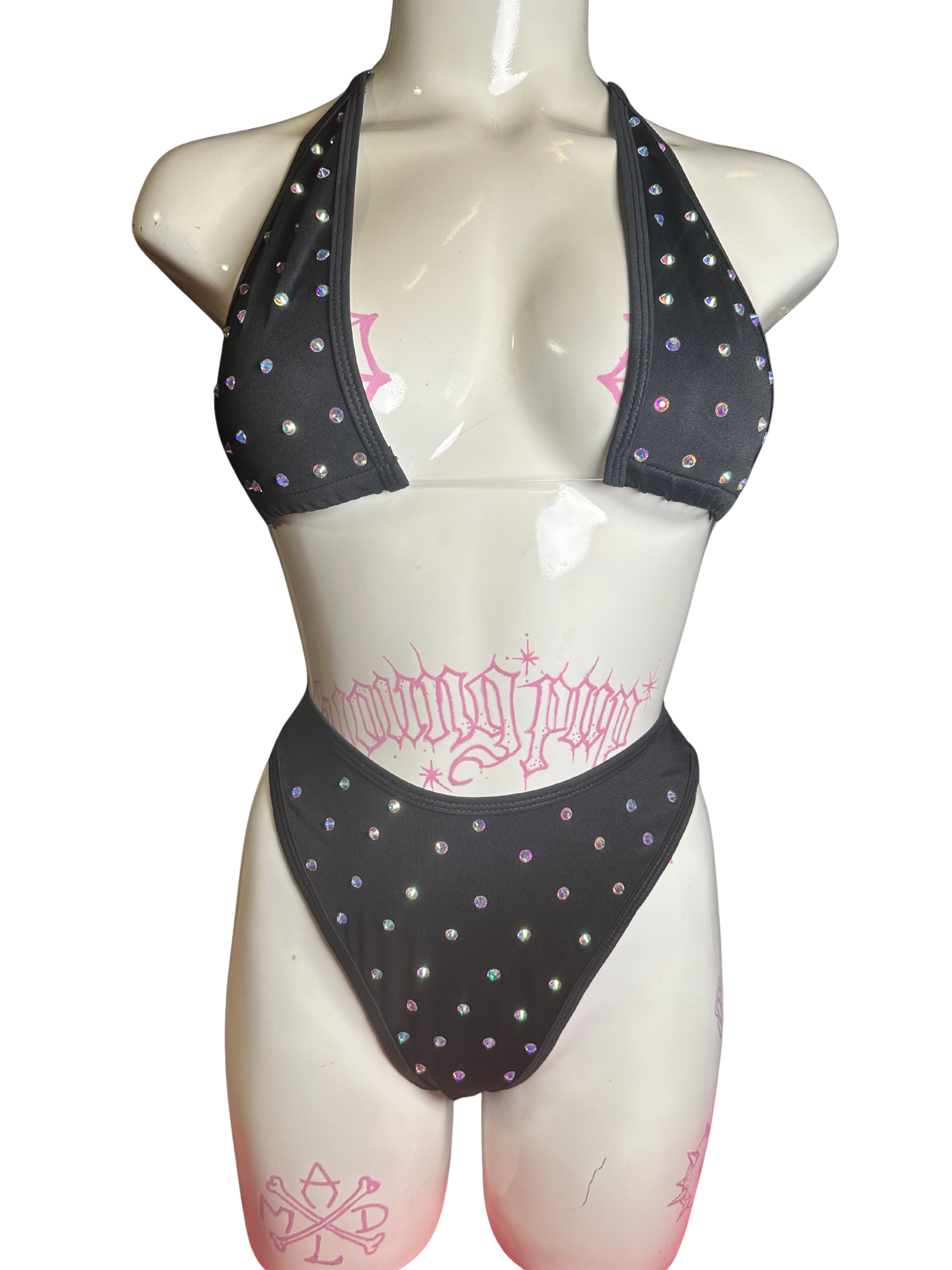 Venus mannequin full body.png