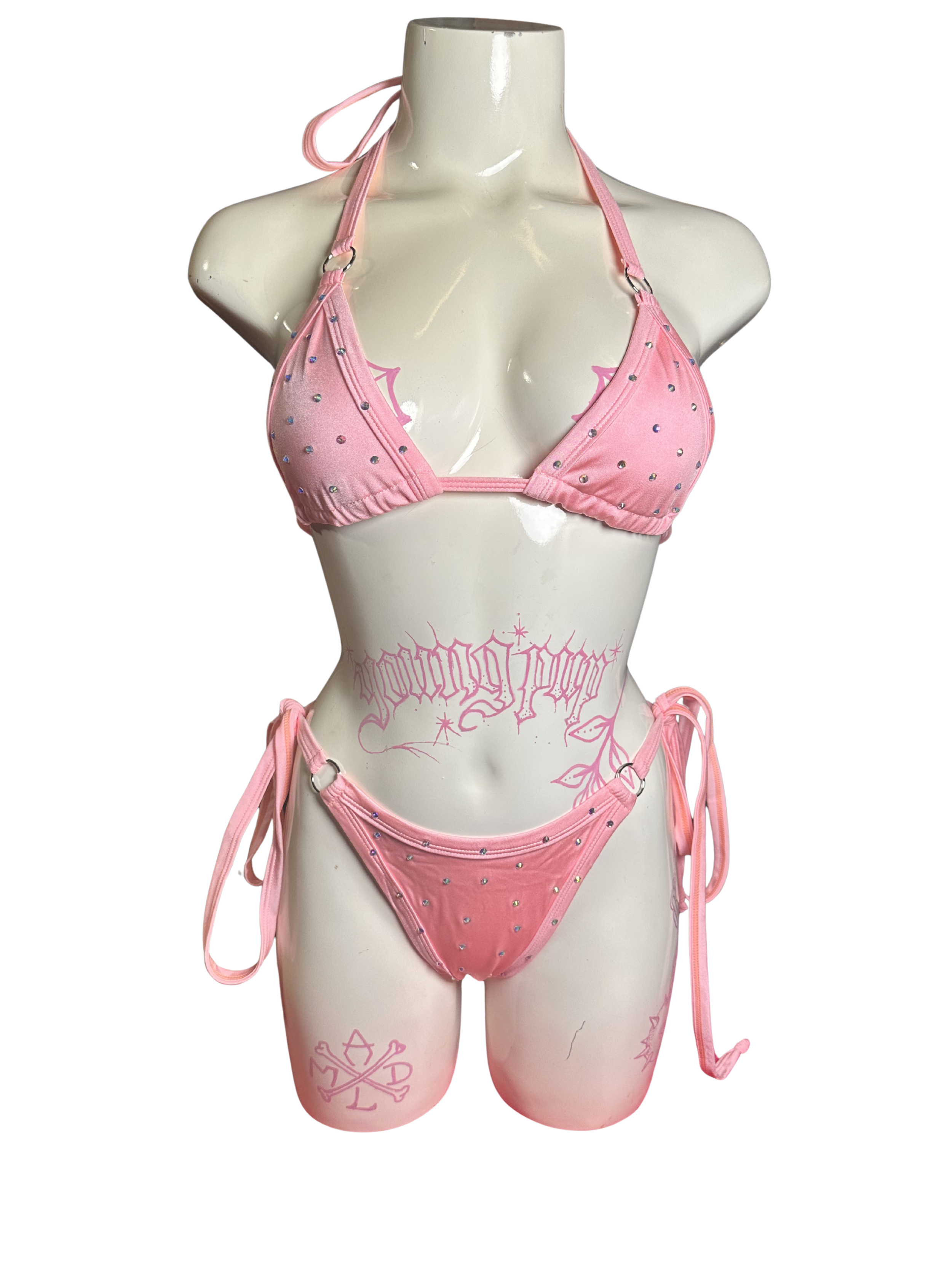 roxie baby pink mannequin.png