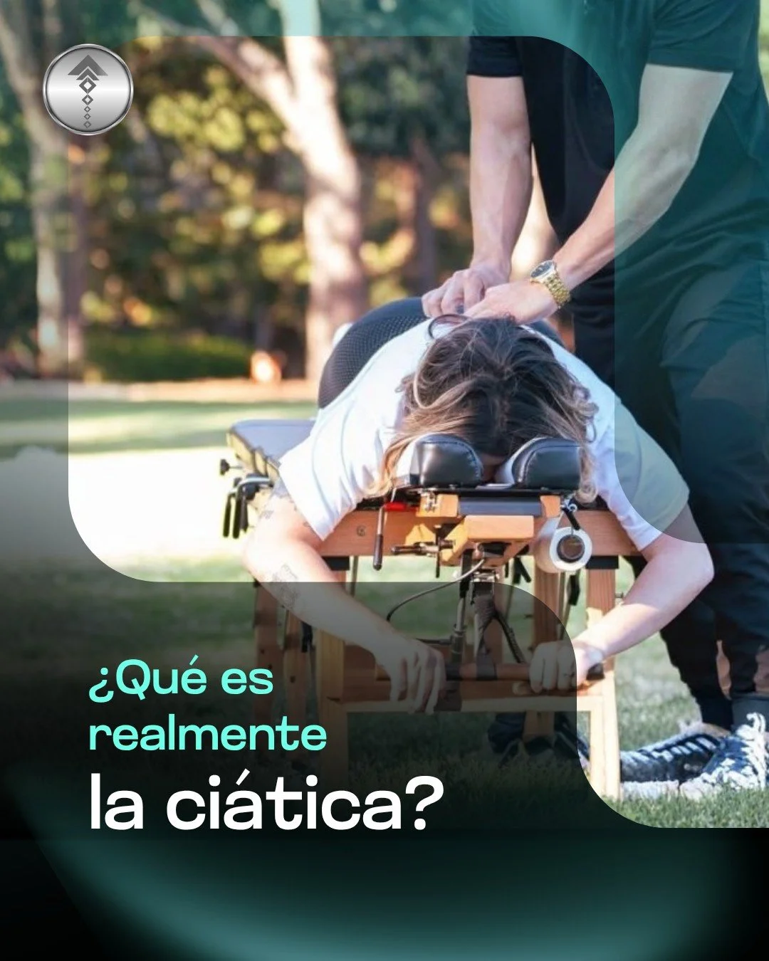 🦴⚡ &iquest;Qu&eacute; es realmente la ci&aacute;tica? 

La ci&aacute;tica no es una enfermedad en s&iacute; misma. Es el t&eacute;rmino utilizado para describir s&iacute;ntomas relacionados con la irritaci&oacute;n o compresi&oacute;n de las ra&iacu