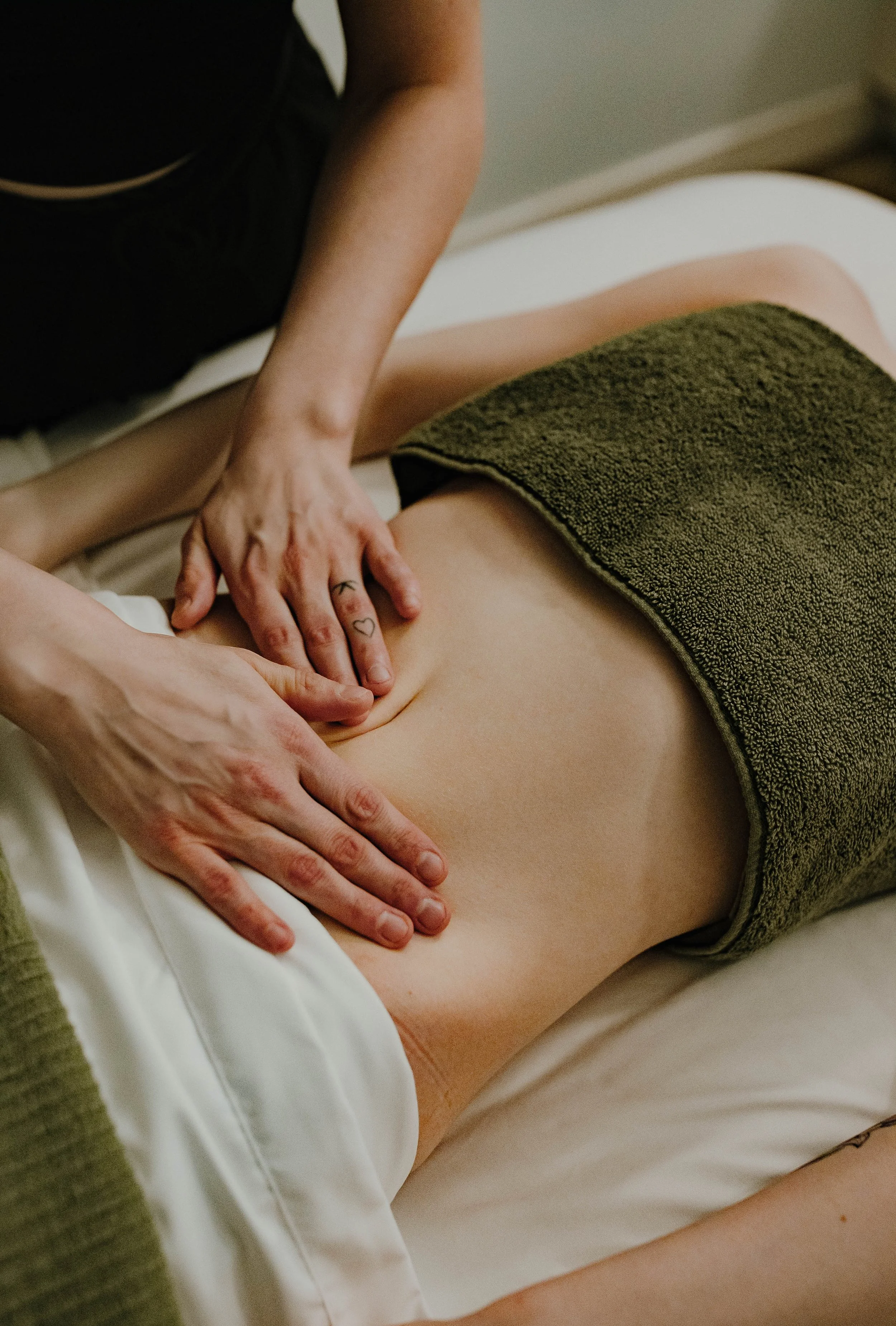 Lymphatic drainage therapsit edmonton  Manual lymphatic drainage edmonton  post-op lymphatic drainage edmonton  post surgical massage edmonton  theraputic massage edmonton  oncology massage edmonton vodder