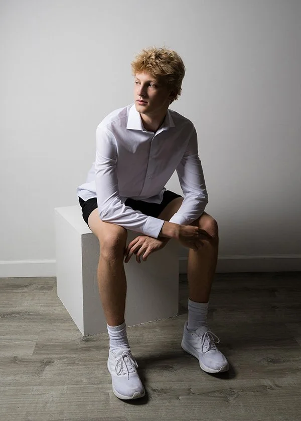Indoor008.jpg