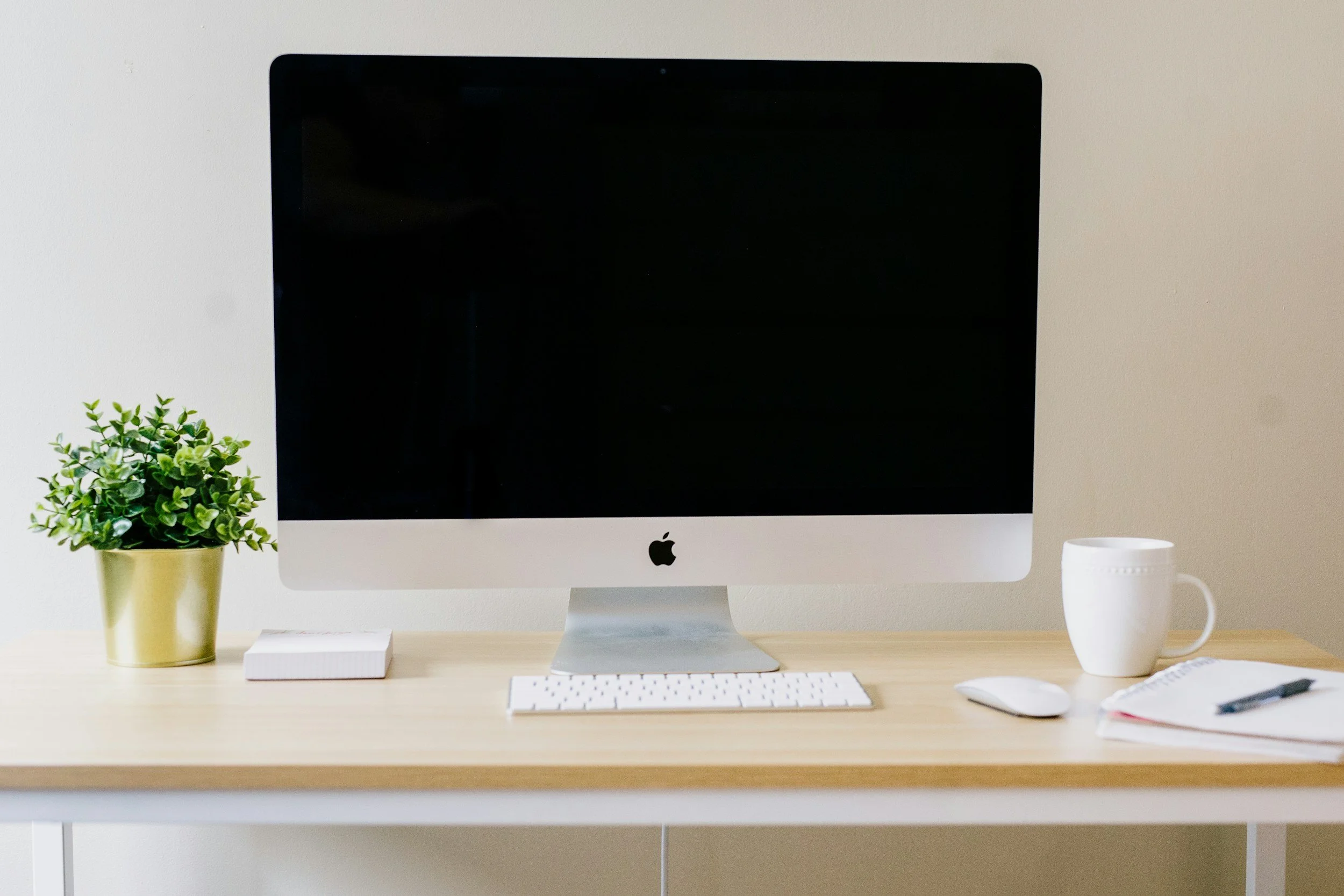 The Difference Between a Bookkeeper, a CPA, and an Accountant