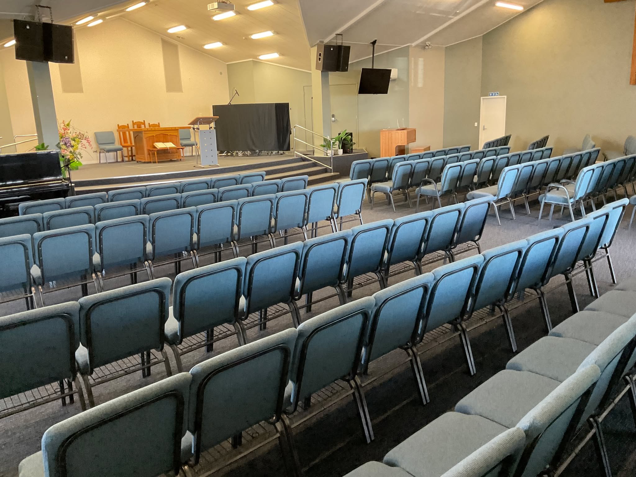 Image to represent space available for venue hire at St Andrews Church - it is the church auditorium– can easily seat up to 200 people. Stage, sound system, projector. Easy access to our cafeteria.