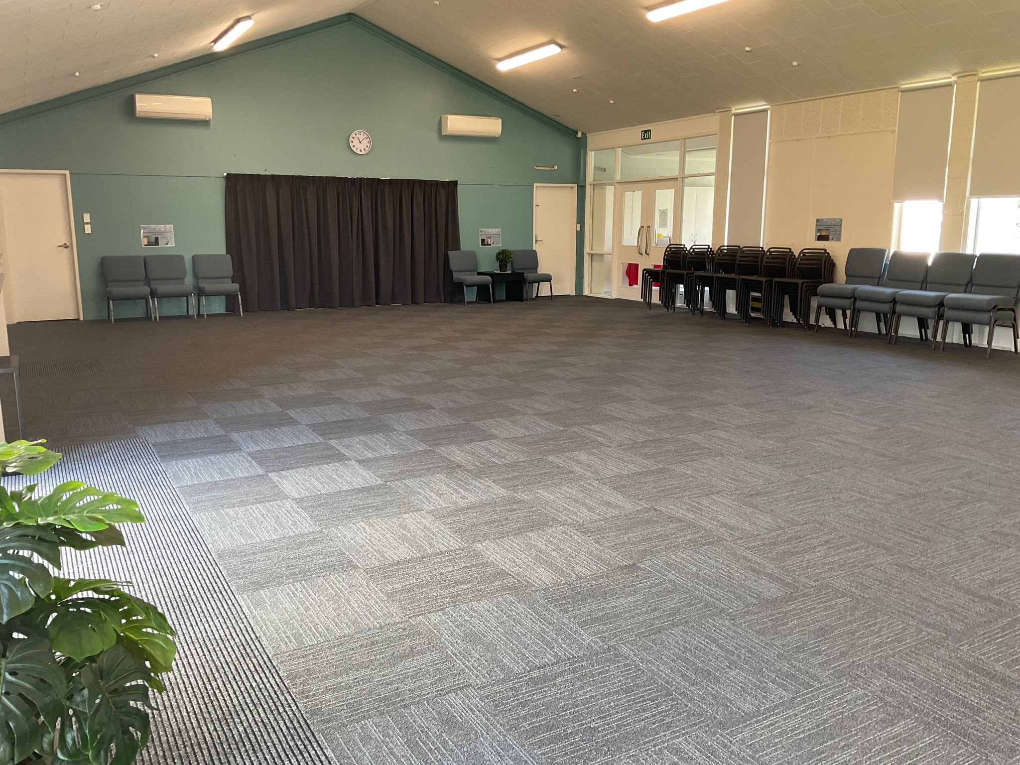 Image to represent space available for venue hire at St Andrews Church - it is the church hall– a great big space ideal for gatherings, workshops, seminars, lectures and more. Easy access to outdoor verandah and grass field.