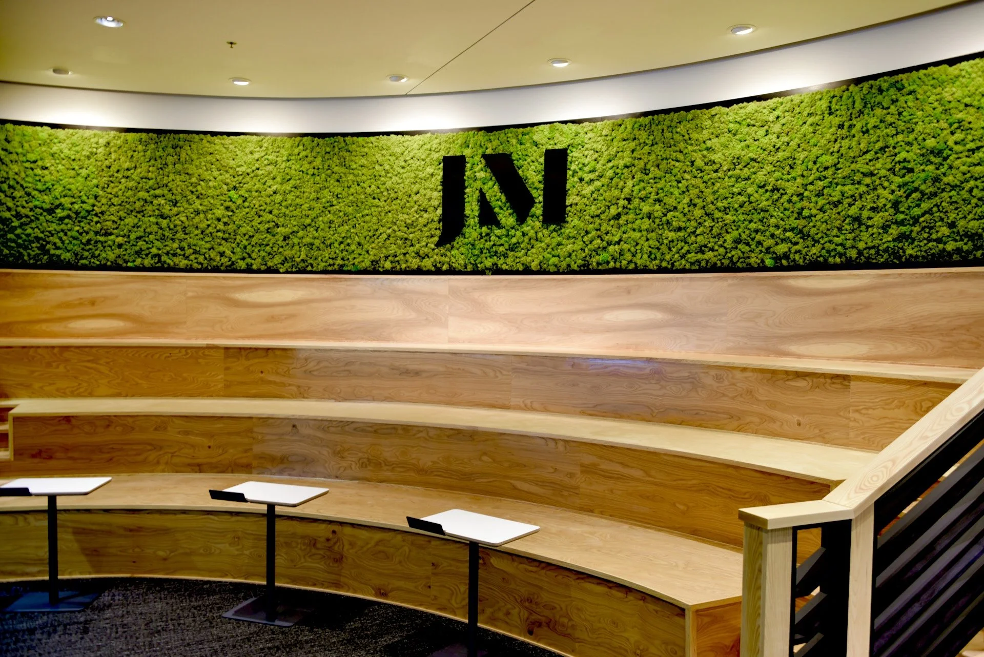 Title: The John A Marshall Showroom
Artist: Kasey Riley, The Fat Plant Society
Instagram: @thefatplantsociety
About this piece: We created this 30 foot long reindeer moss wall for The John A Marshall Showroom in 2020 at the height of the pandemic. Si