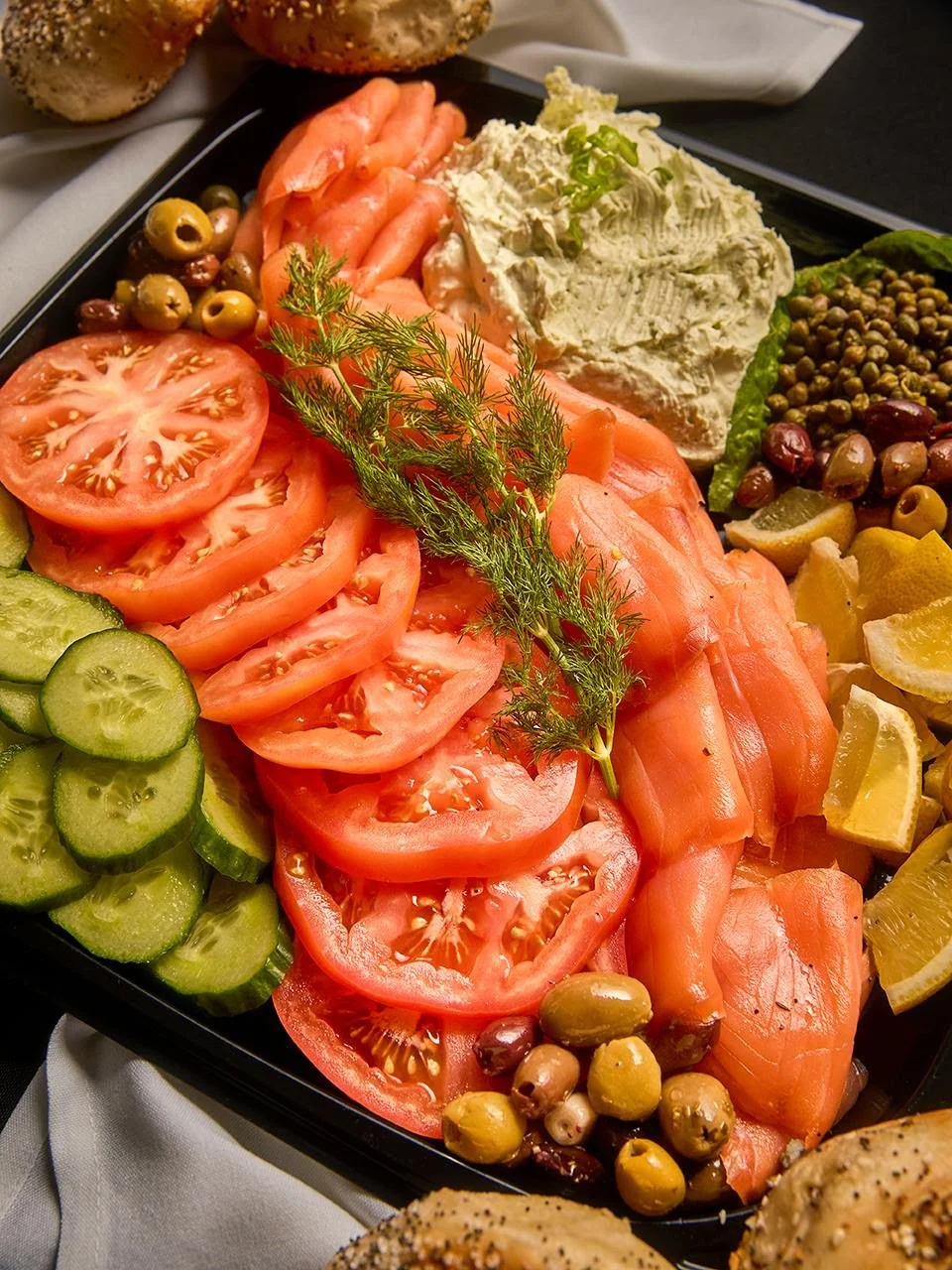 stage deil lox catering tray