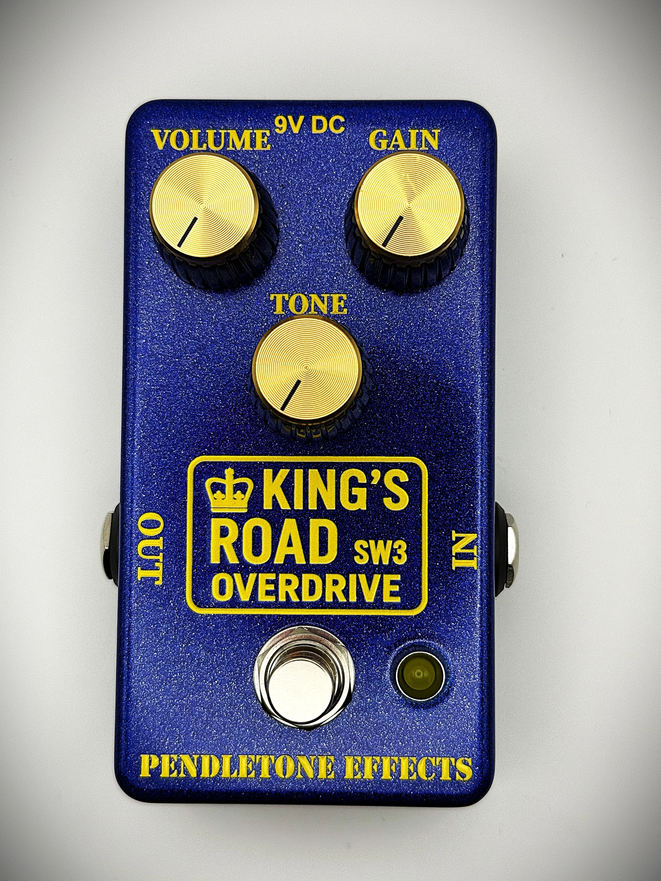 Front view of the King’s Road overdrive with Volume, Gain, and Tone controls