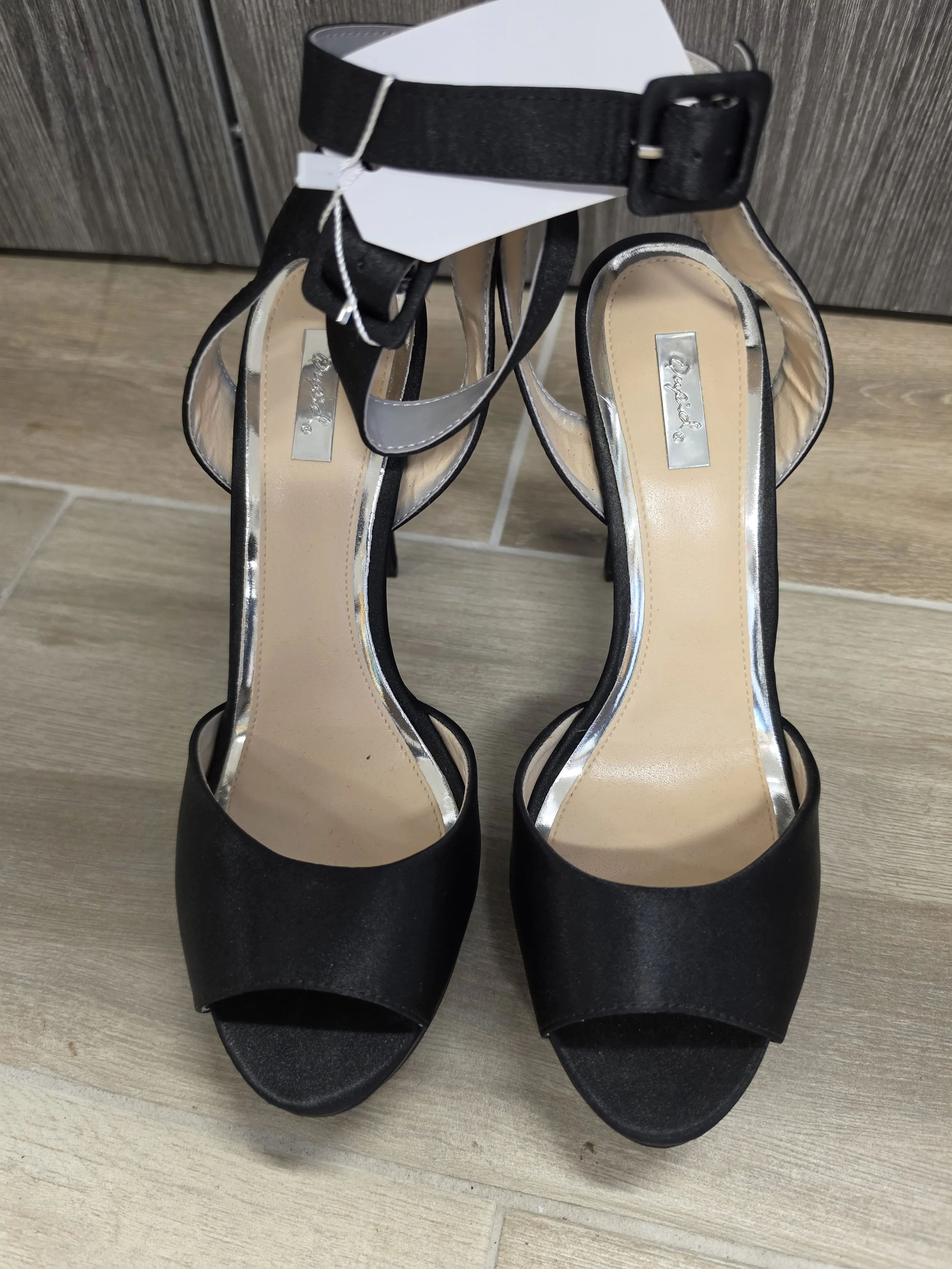 Qupid Shoes: Size 10
