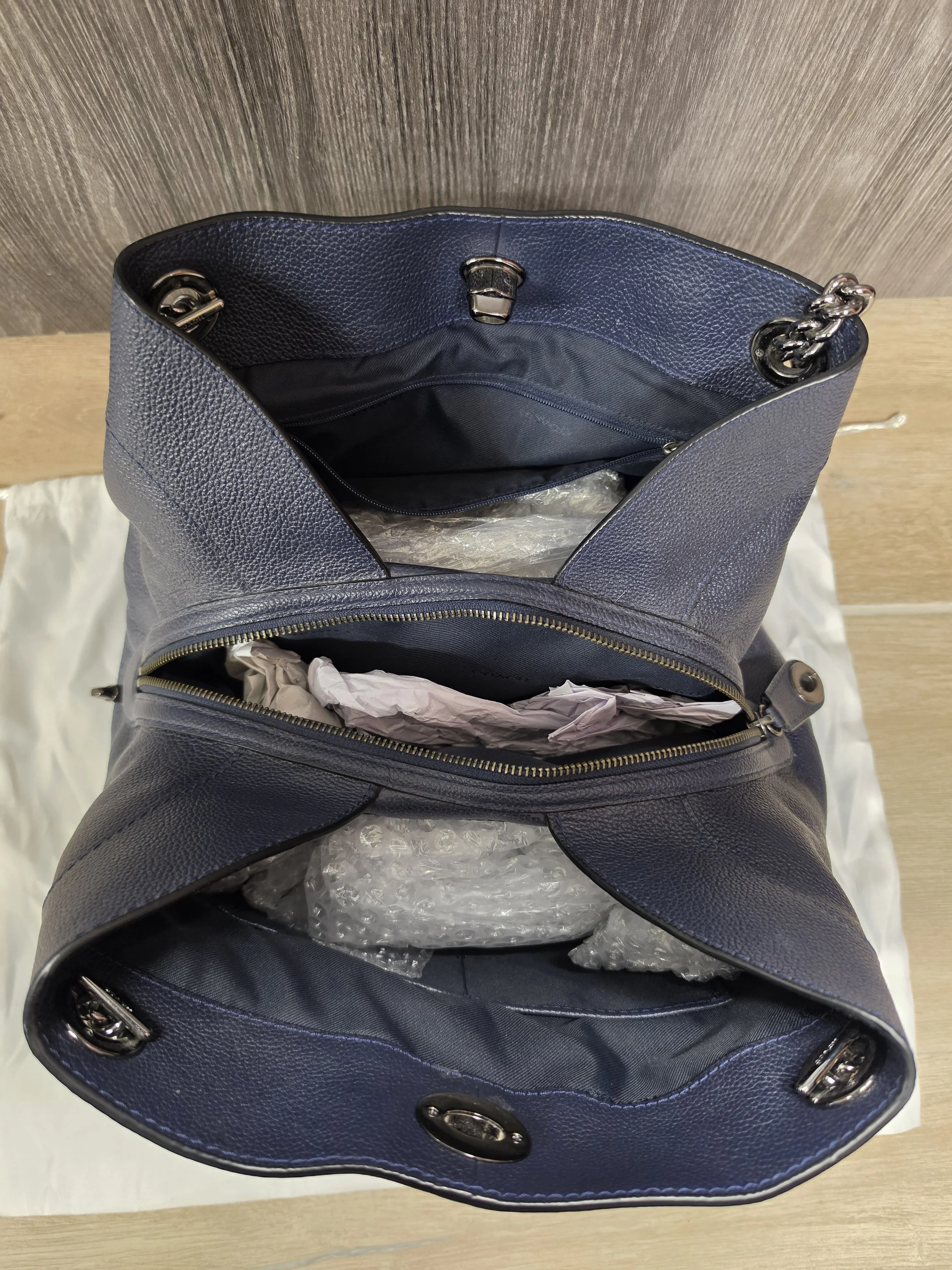 Preowned Coach Turnlock Bag 6.jpg