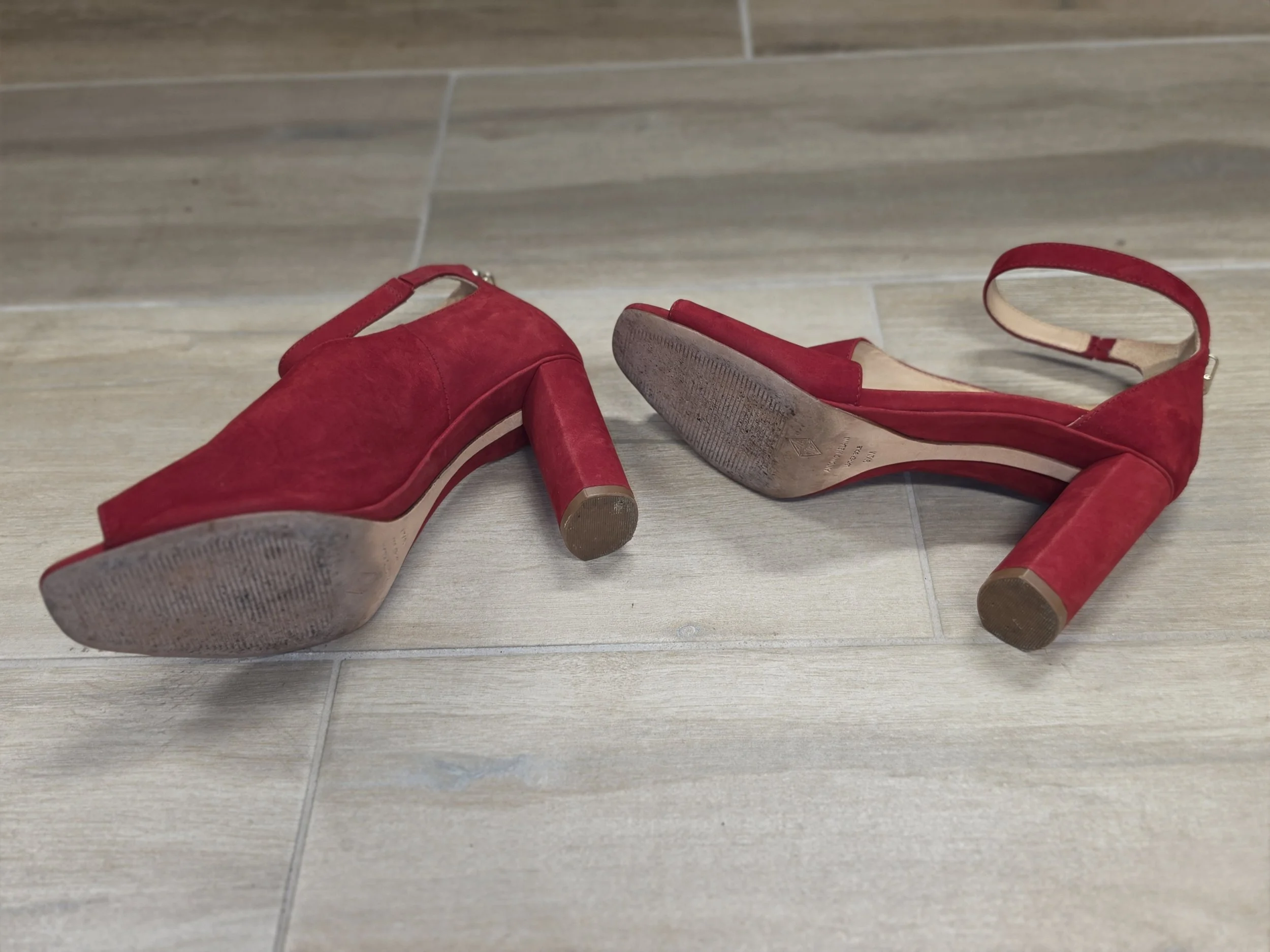 Antonio Melani Red Heels Size-9.5.jpg