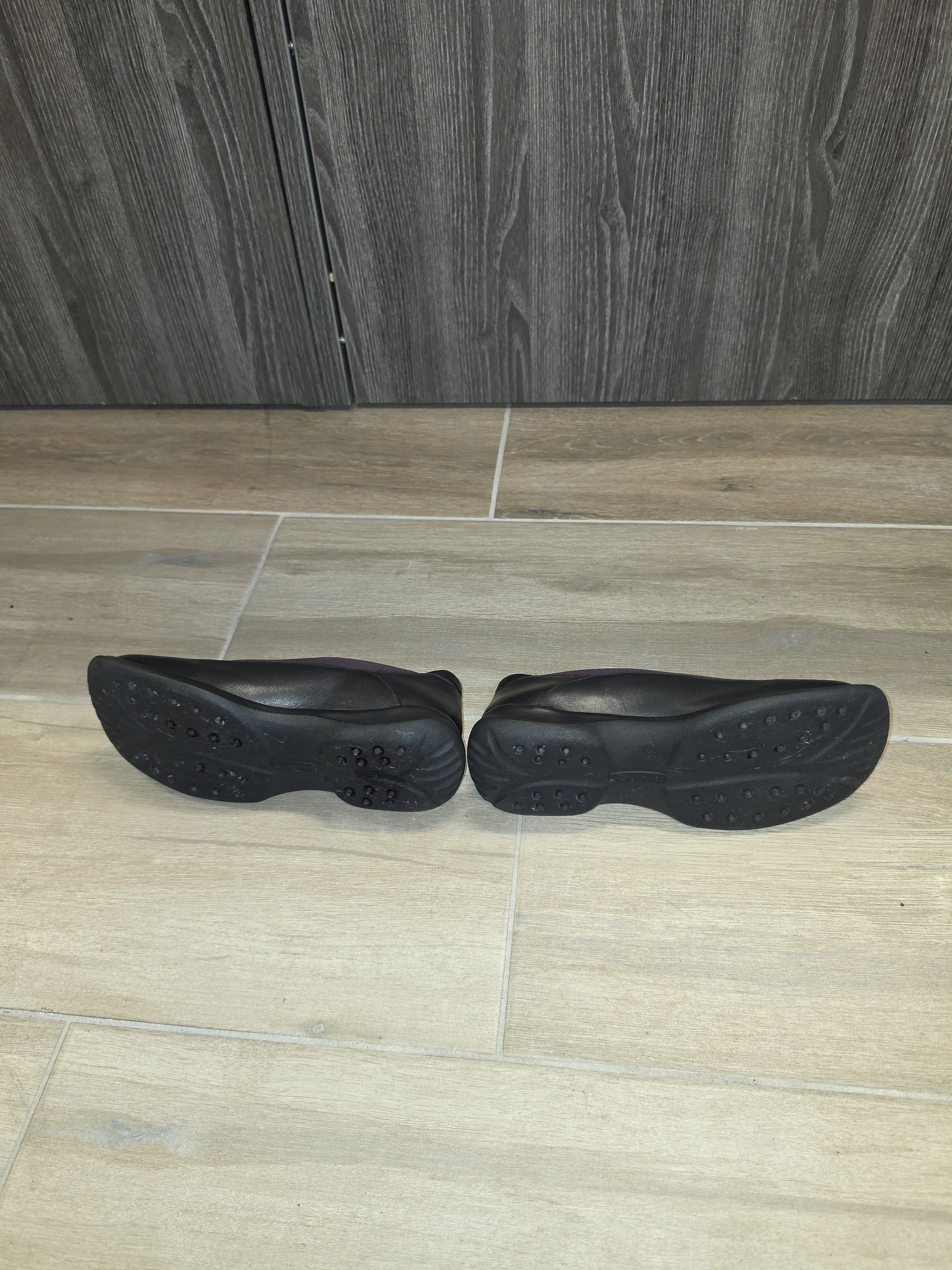 Joseph Seibel Black & Purple Oxford-Leather Upper Comfort Shoes Size 38 (7.5).jpg