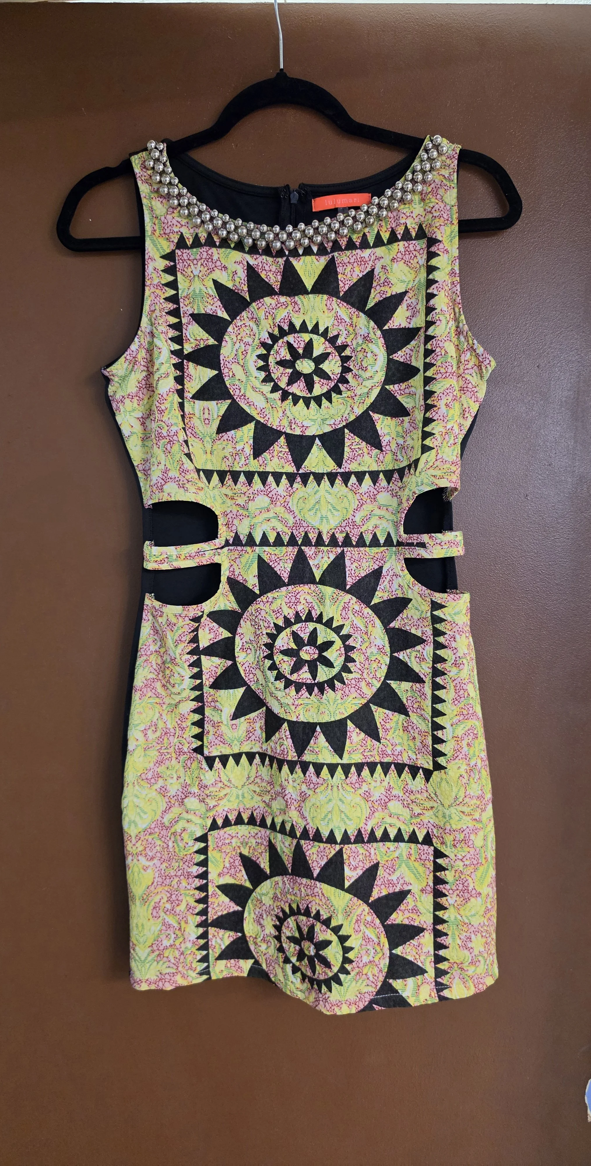 Lulumari Dress: Size Small