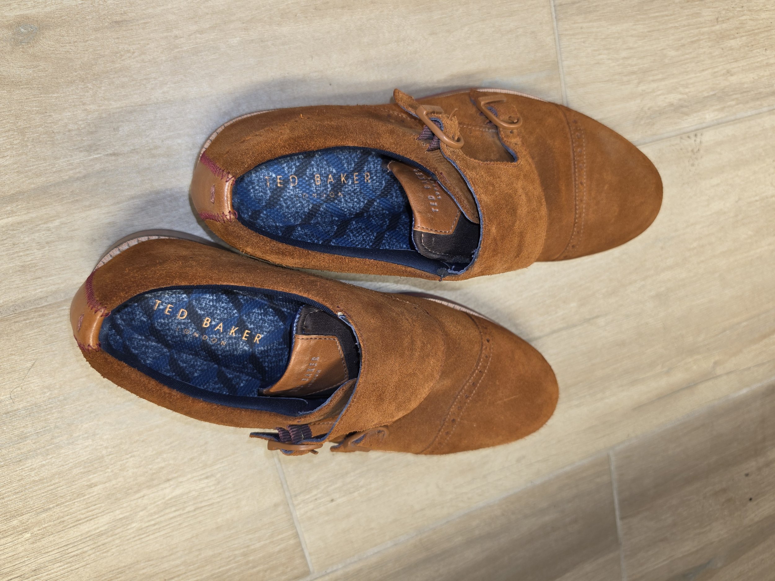 Ted Baker Leather Shoes Size 9.5.jpg