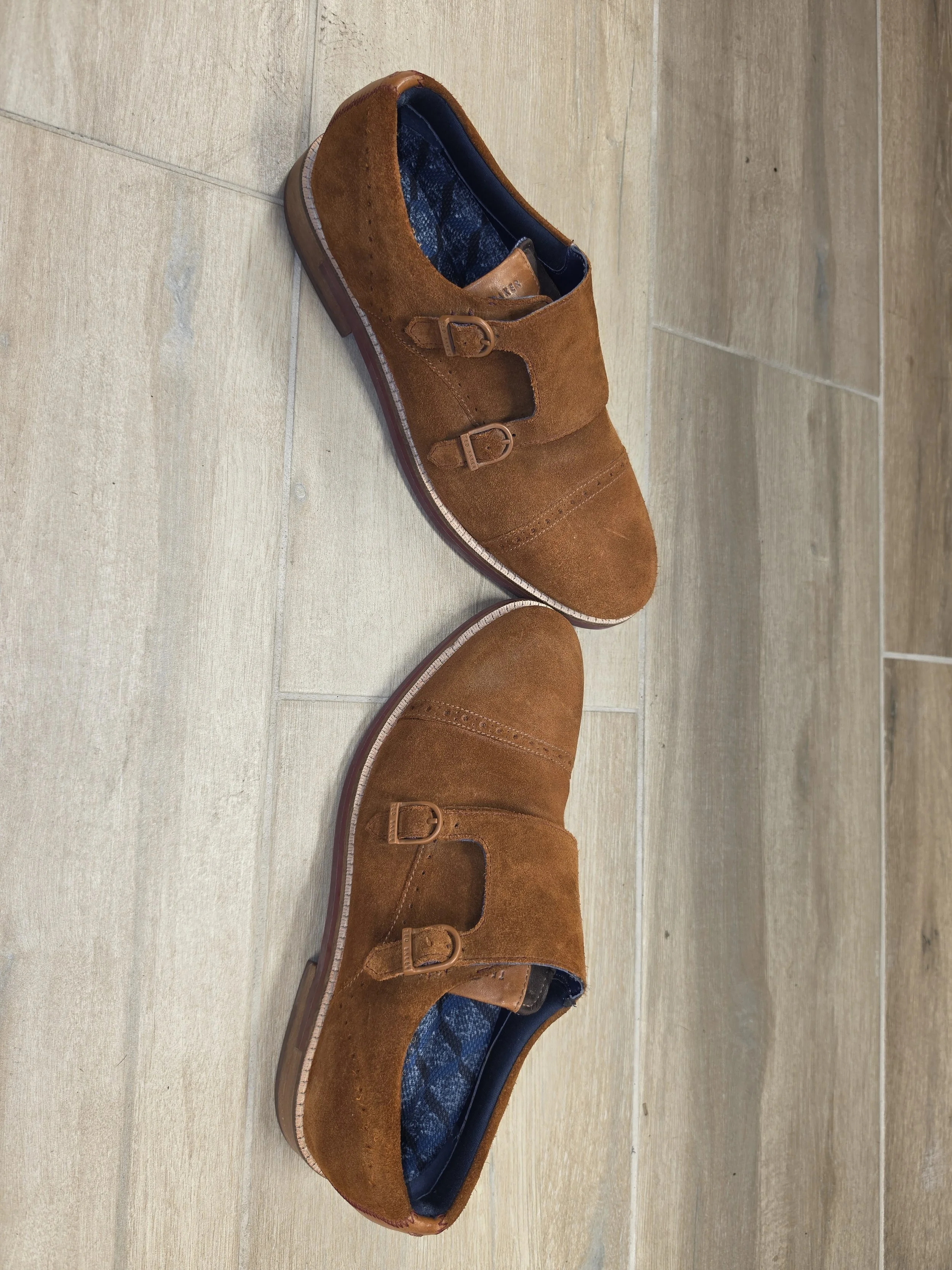 Ted Baker Leather Lace Up-Shoes Size 9.5.jpg