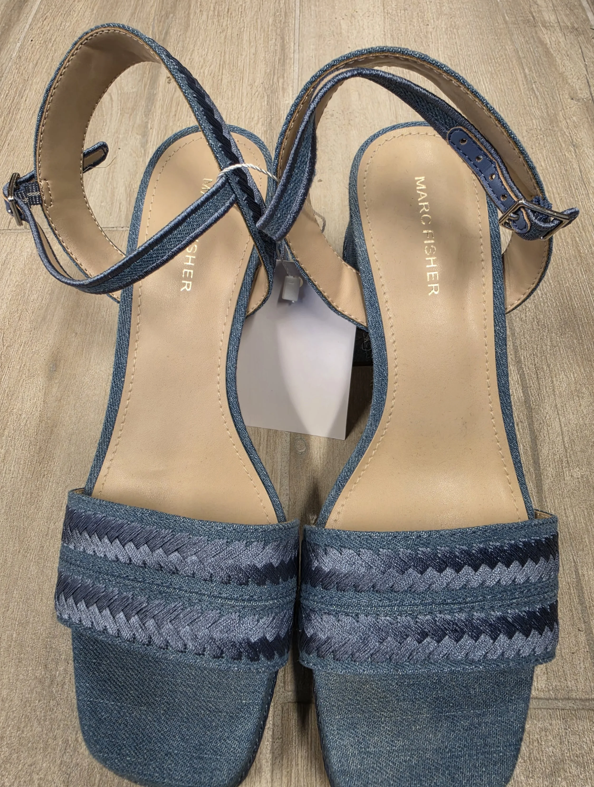 Marc  Fisher Shoes: Size 8.5