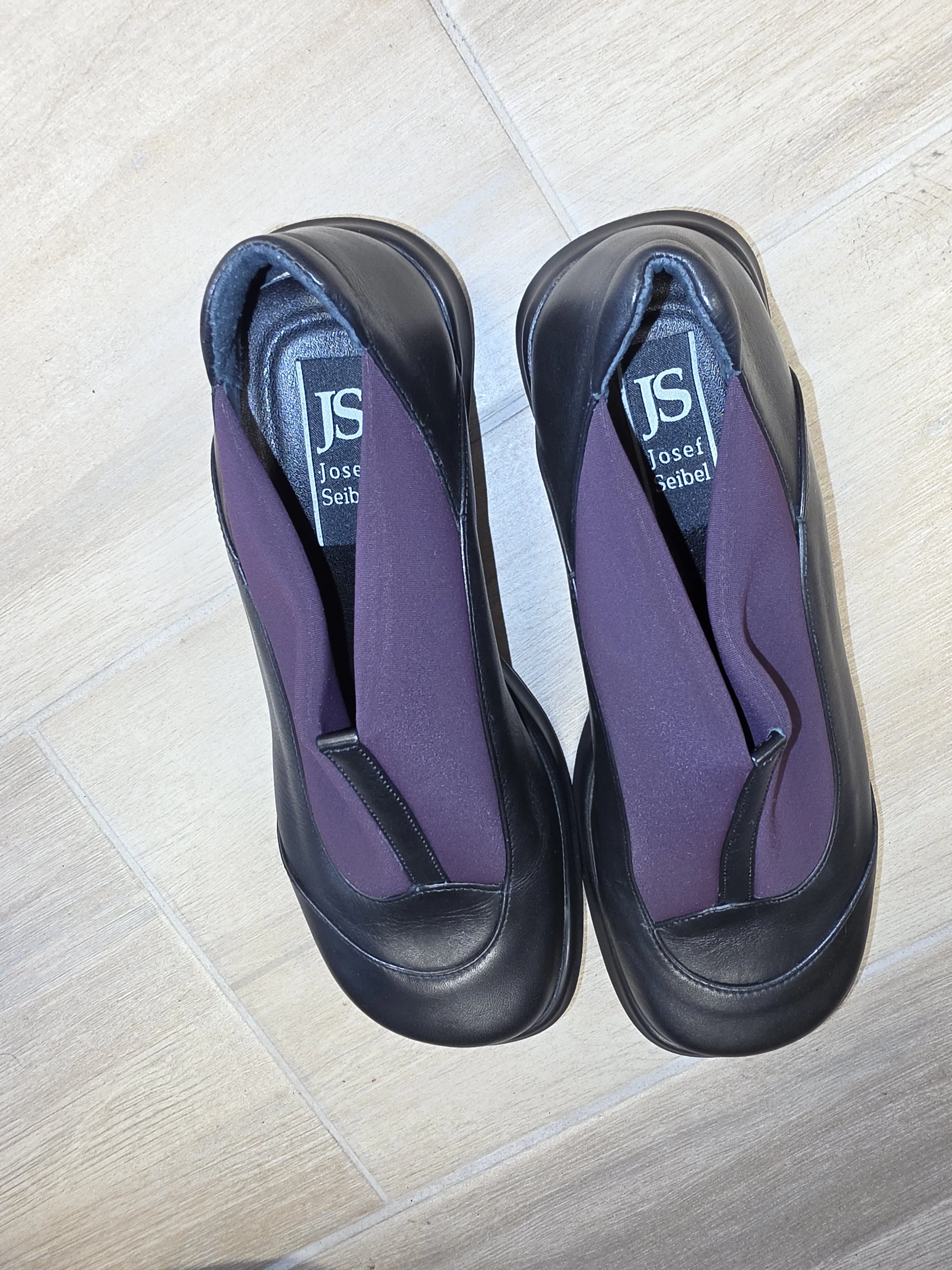 Joseph Seibel Black-&-Purple Oxford Leather Upper Comfort Shoes Size 38 (7.5).jpg