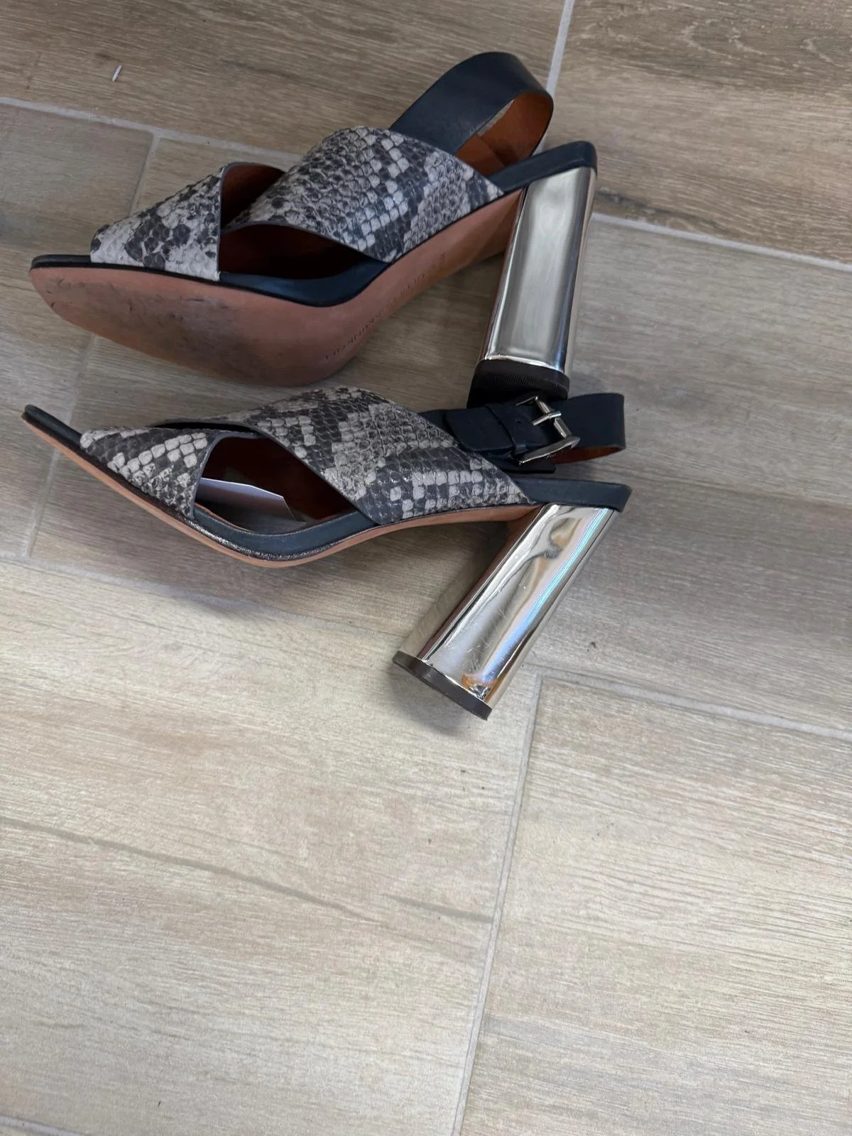 Rebecca Minkoff Shoe-3.jpeg