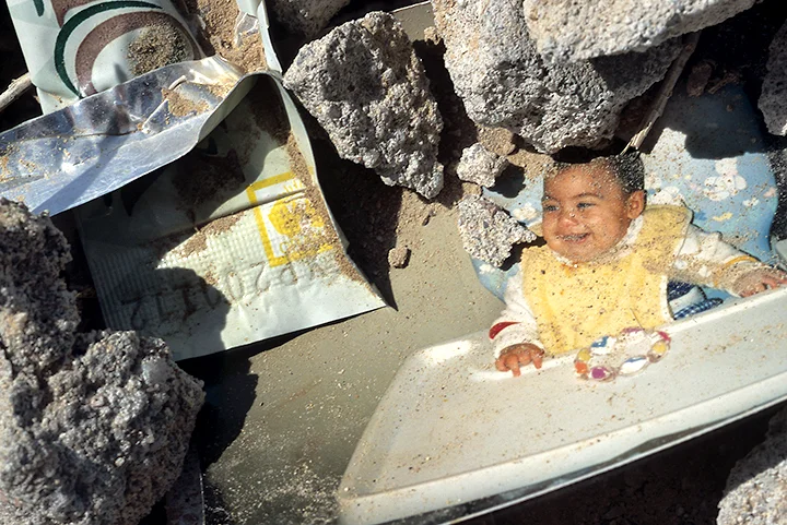 flying saucer baby shr[ cop.jpg