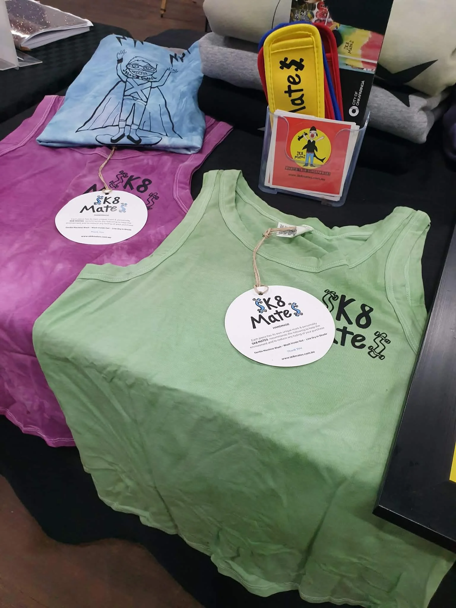 Sk8 Mates is here at the Willunga Quarry Market Mother&rsquo;s Day Market and it is HUGE! Sk8 Mates have women&rsquo;s singlets for Mum on sale for just $15! Come say hi! Happy Mother&rsquo;s Day to all the Mums!