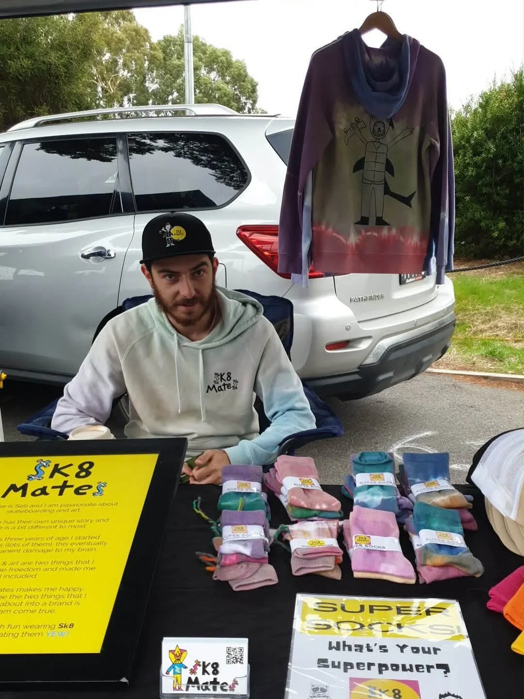 At Meadows Memorial Hall until 2pm TODAY 🛹✨

Come say hey, have a browse &amp; support local 🔥💚