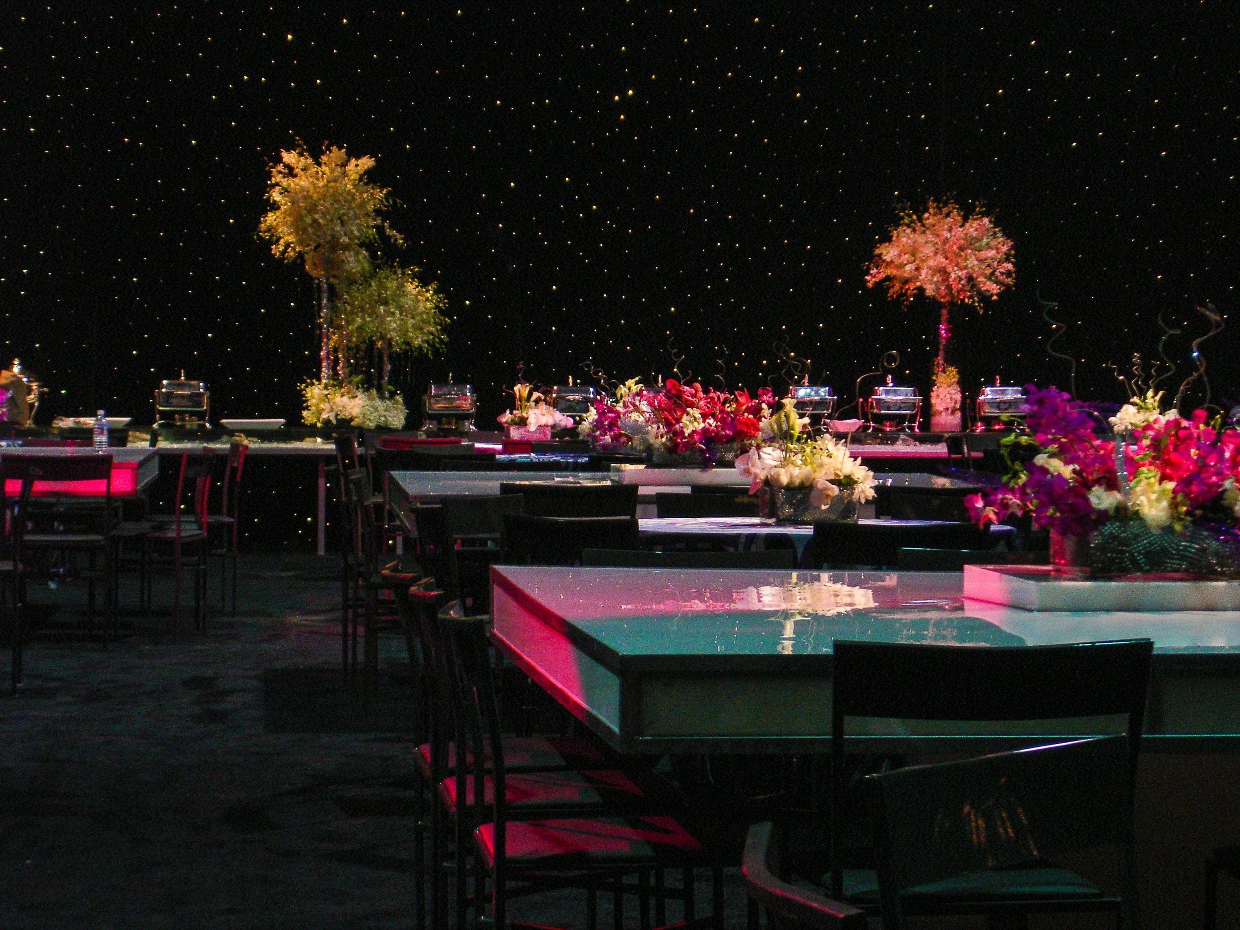  [tables] 