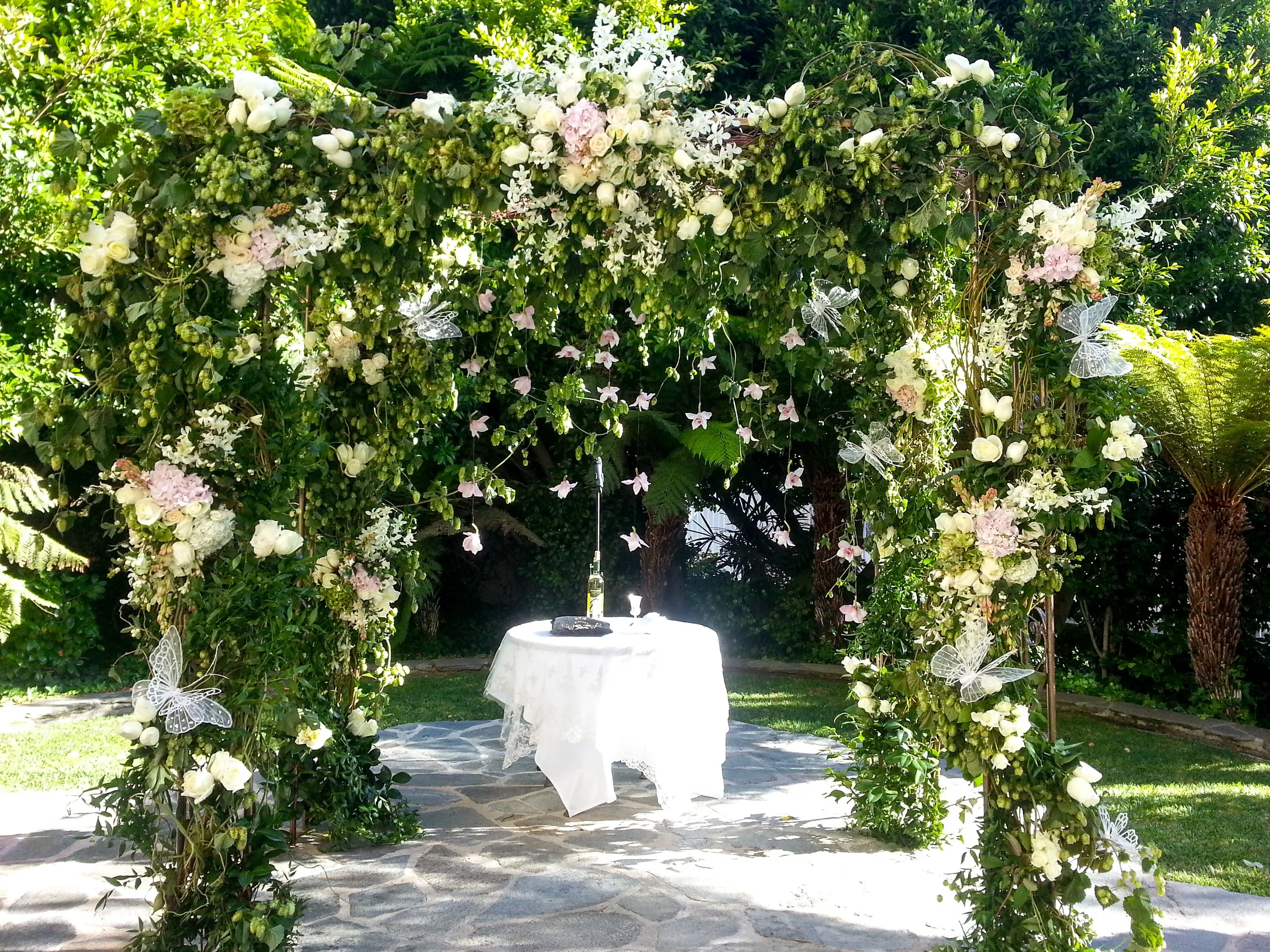  [chuppah] 