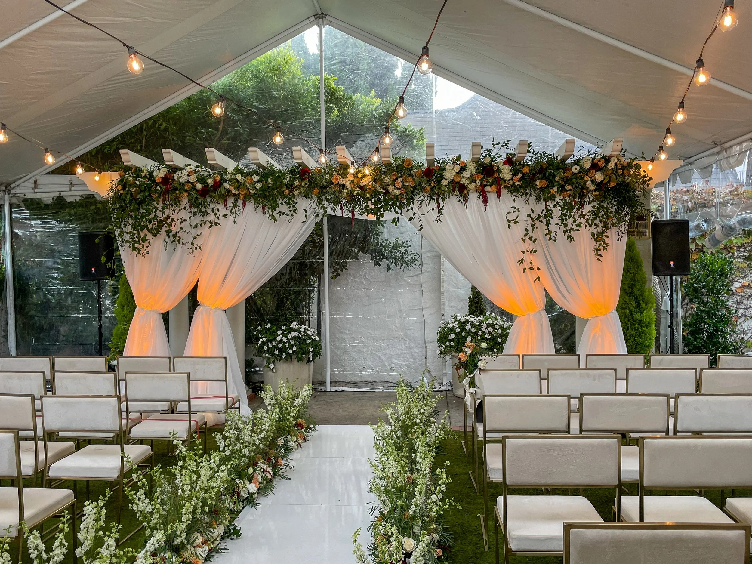  [chuppah] 