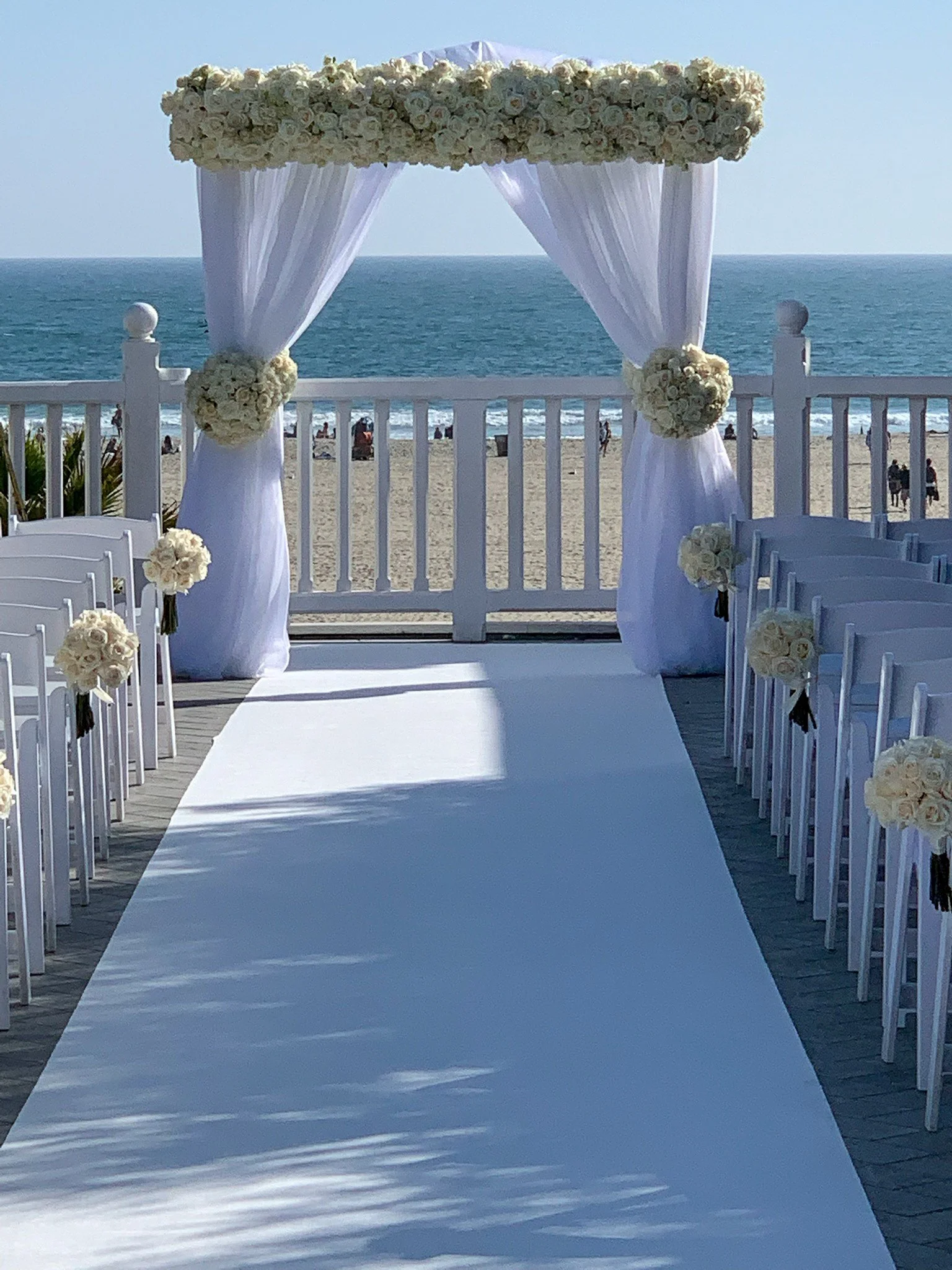  [chuppah] 
