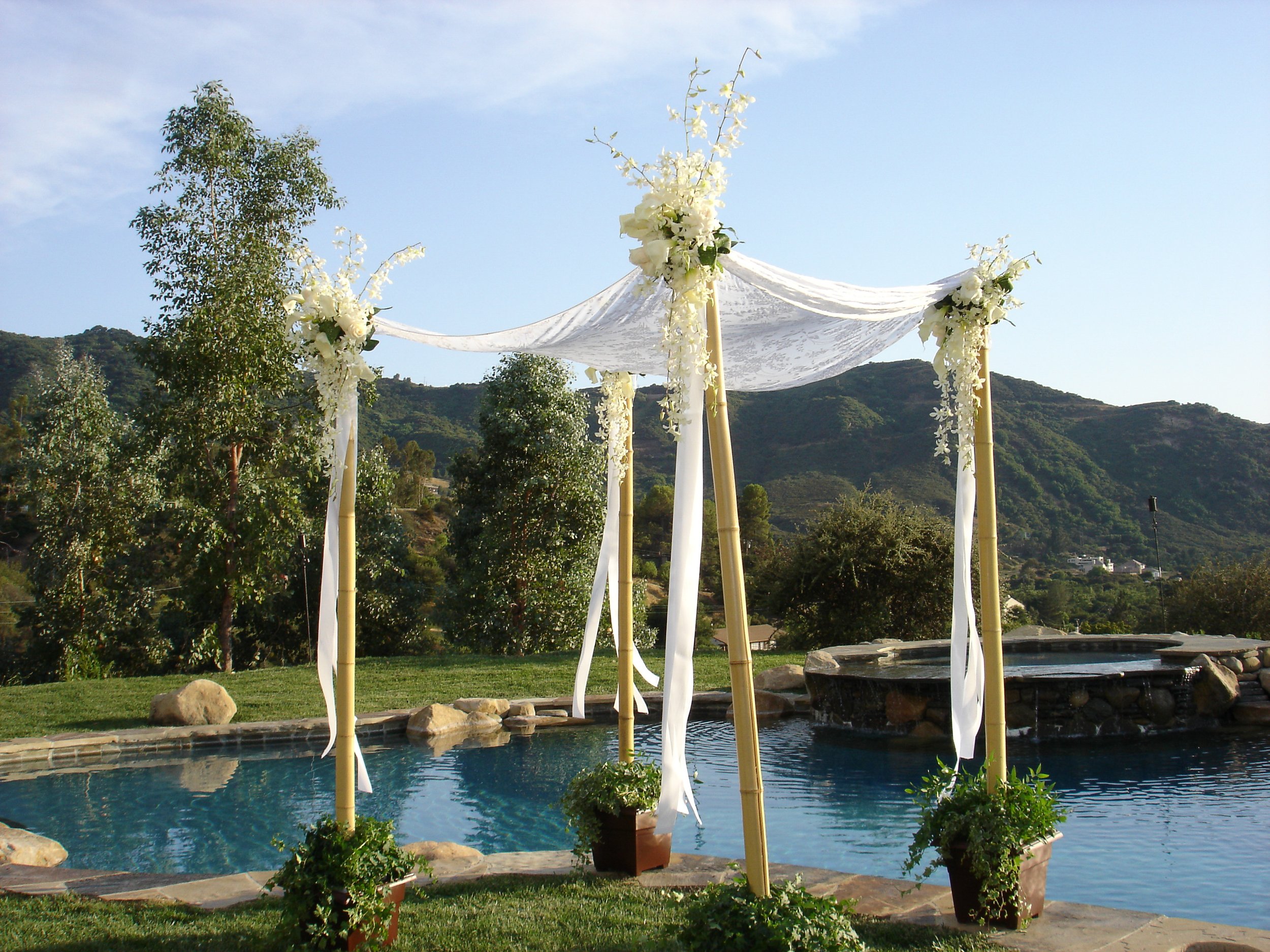  [chuppah] 