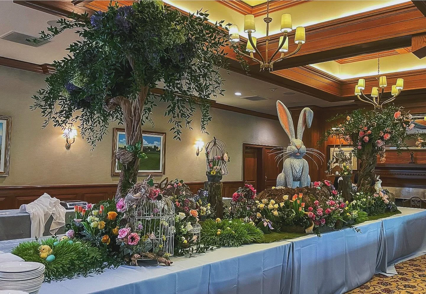 Installations from the past🐇

Easter is knockin&rsquo; at the door..are you ready for it?

#springisnearlyhere☀️ #floraldesigns #laflorist #easter