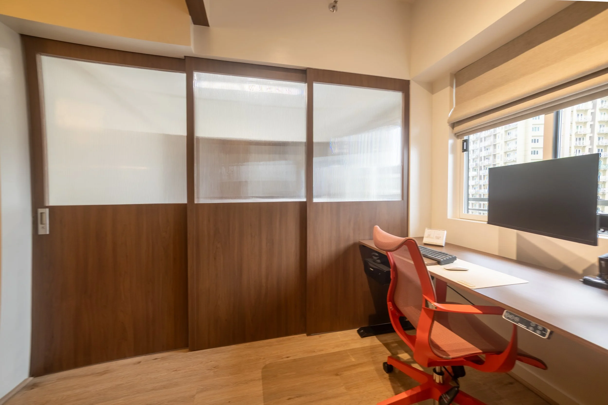 WIDE HDR OFFICE 14.jpg