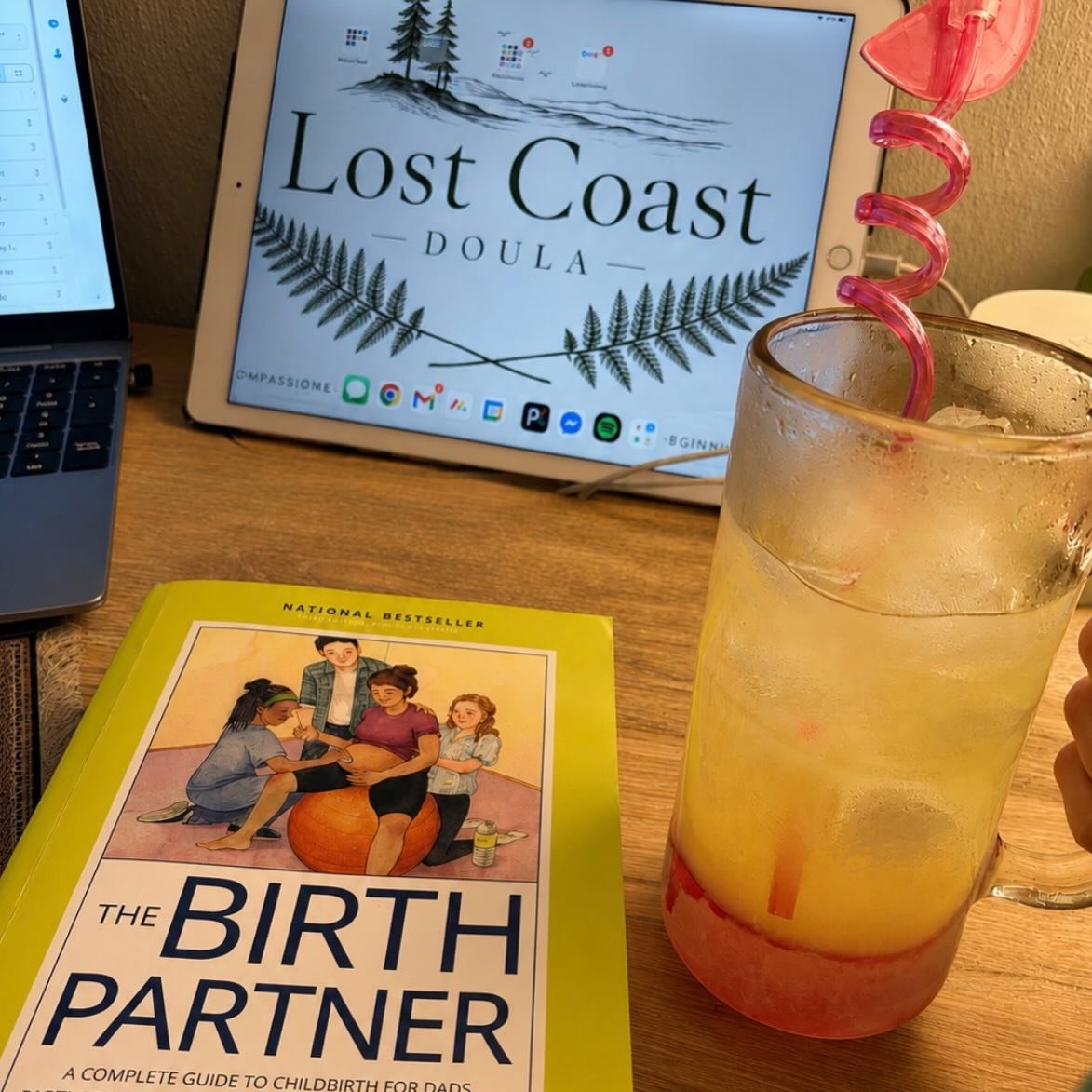 Not every Friday night is exciting. Sometimes it&rsquo;s just a good book, a giant lemonade, and a dream that&rsquo;s slowly becoming reality. 💚

I&rsquo;m spending the evening reading The Birth Partner, cuddling my son and continuing to learn every