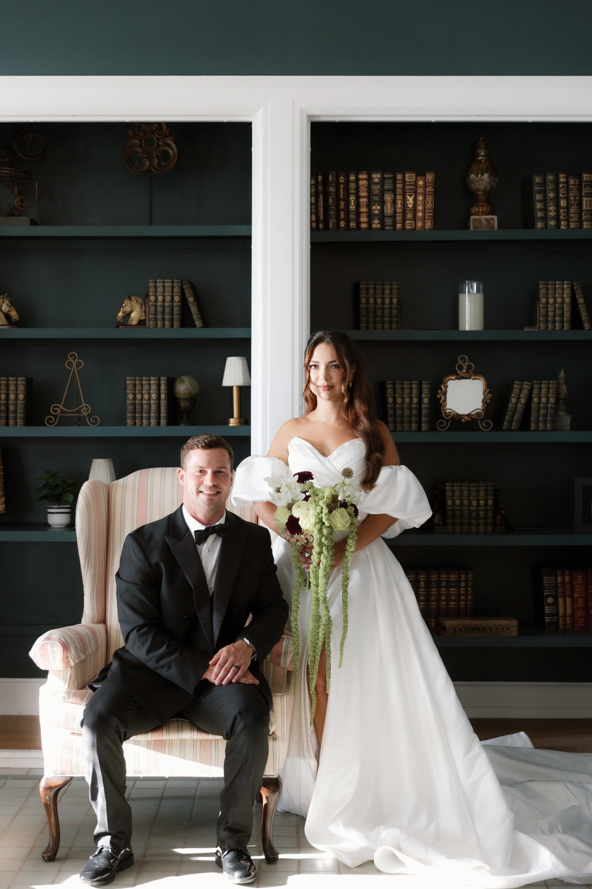 Magical styled shoot at New College of Florida in Sarasota.

Photographer: Destiny Jasett