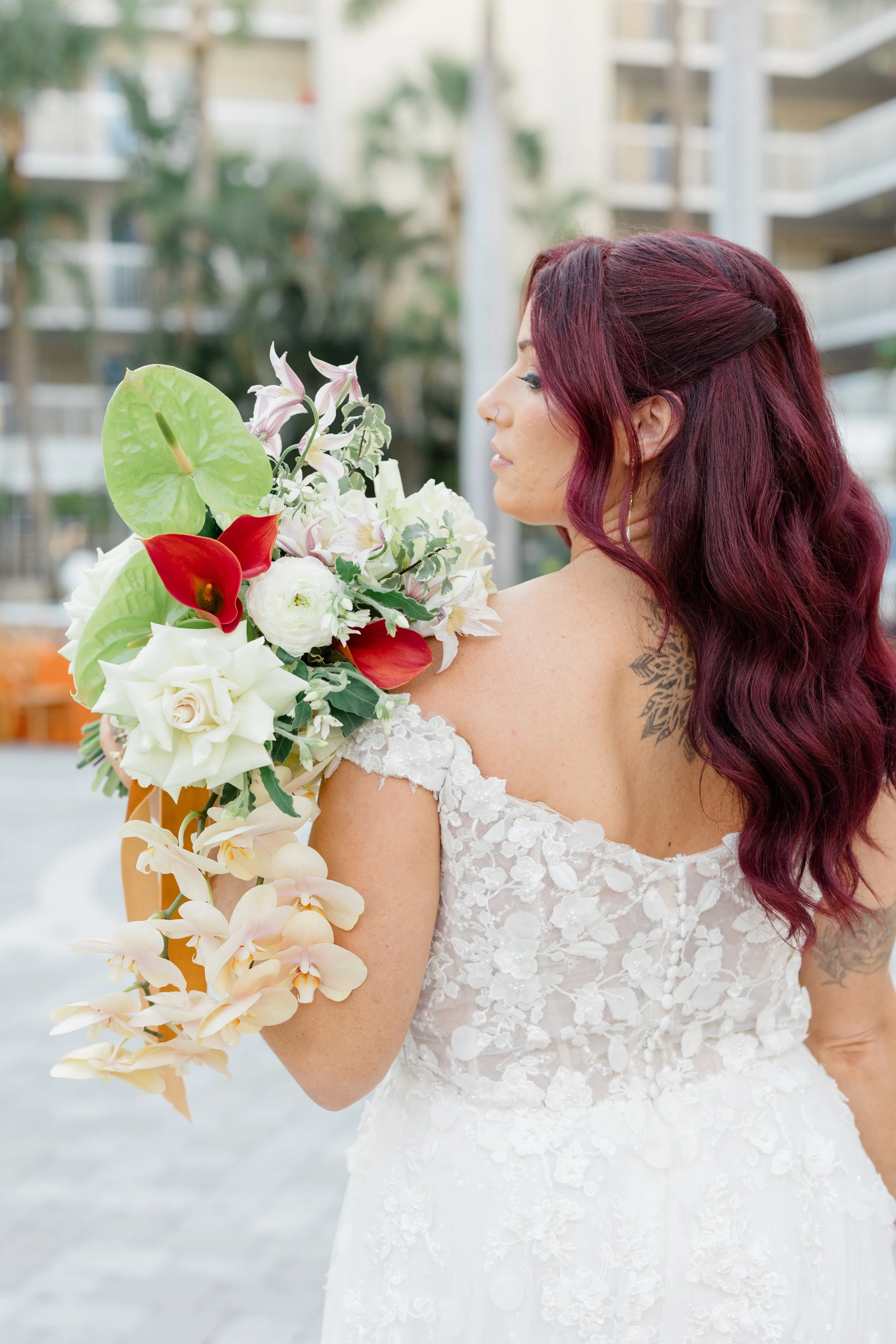 Styled Shoot for Mary Me Tampa Bay X Stelloccasions at TradeWinds Beach Resort on St. Pete Beach

Photographer: Susan Elizabeth Photography