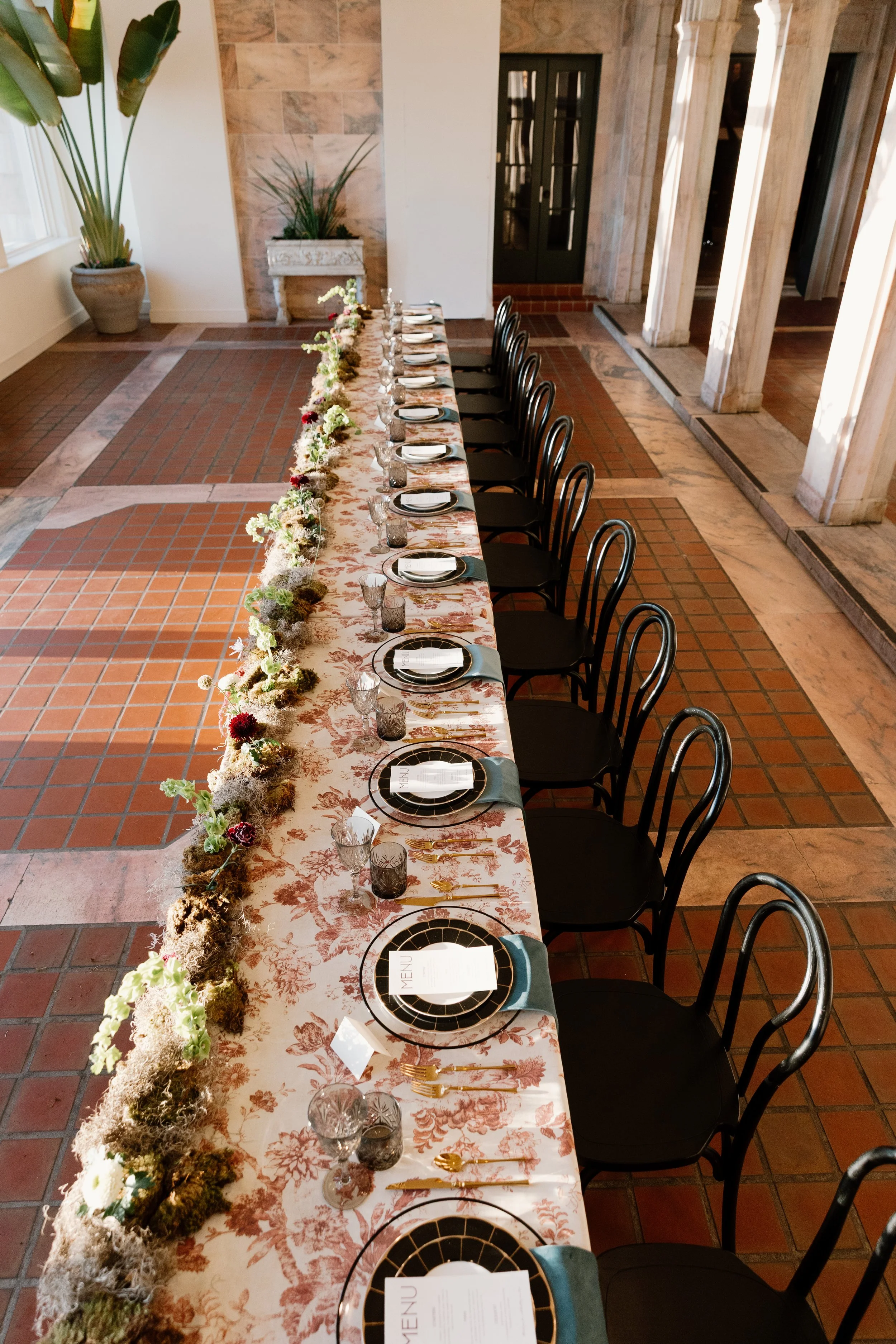 Magical styled shoot at New College of Florida in Sarasota.

Photographer: Destiny Jasett