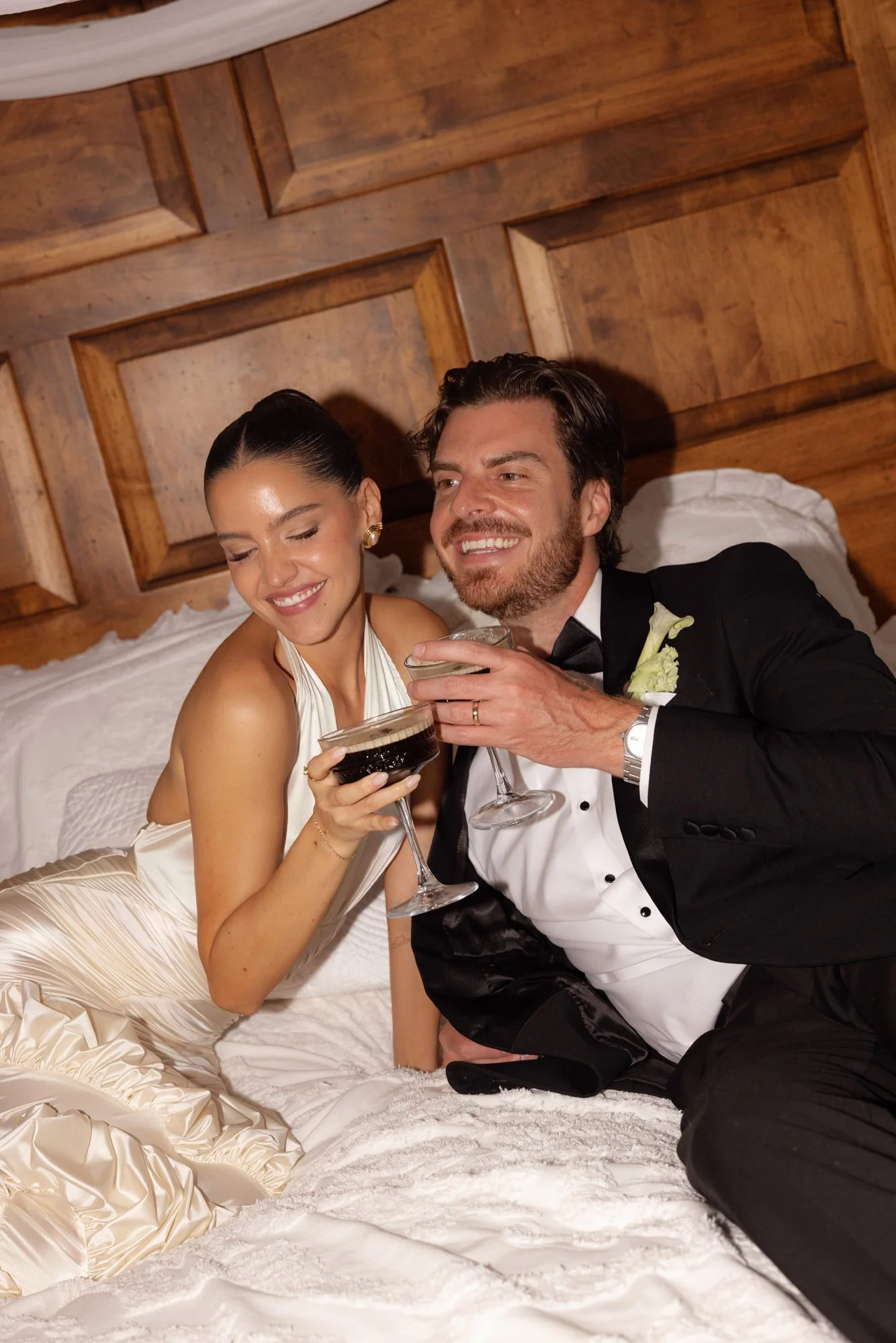 flash-photos-bride-and-groom.jpg