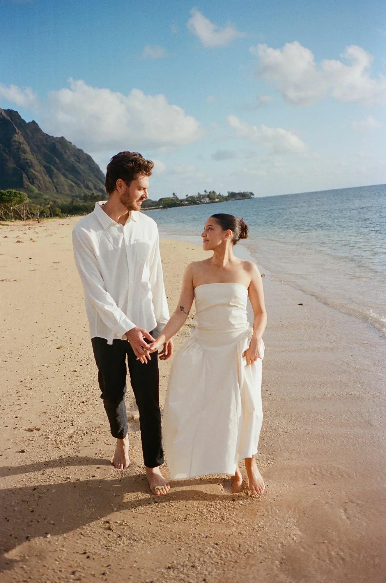 oahu-hawaii-engagement-photos.jpg
