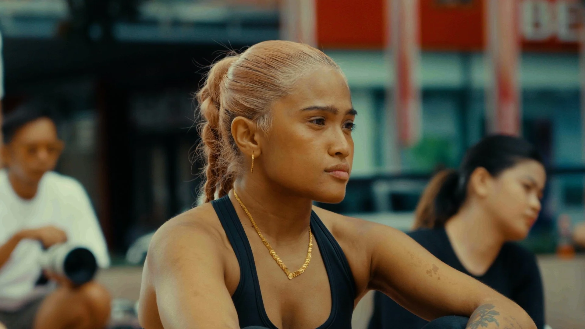 Nike Womens Still Ten.jpg