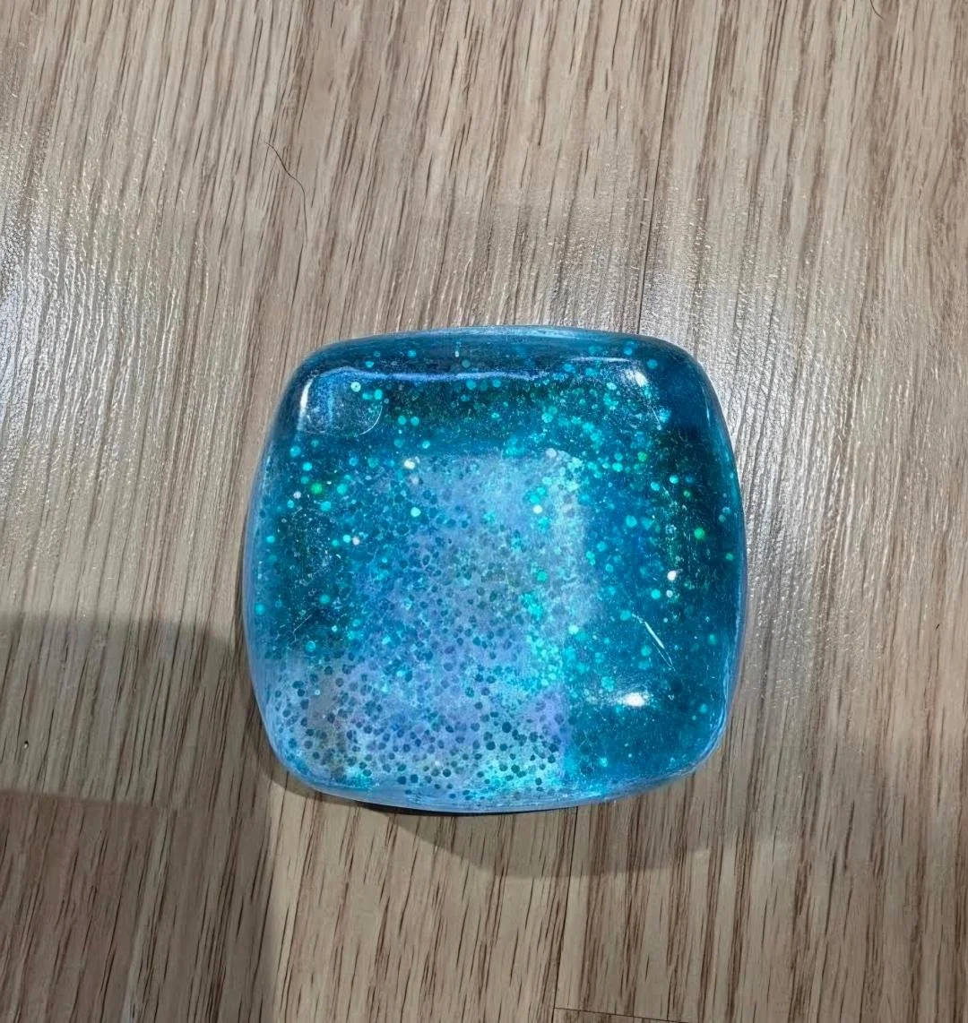 blueglitter.jpg