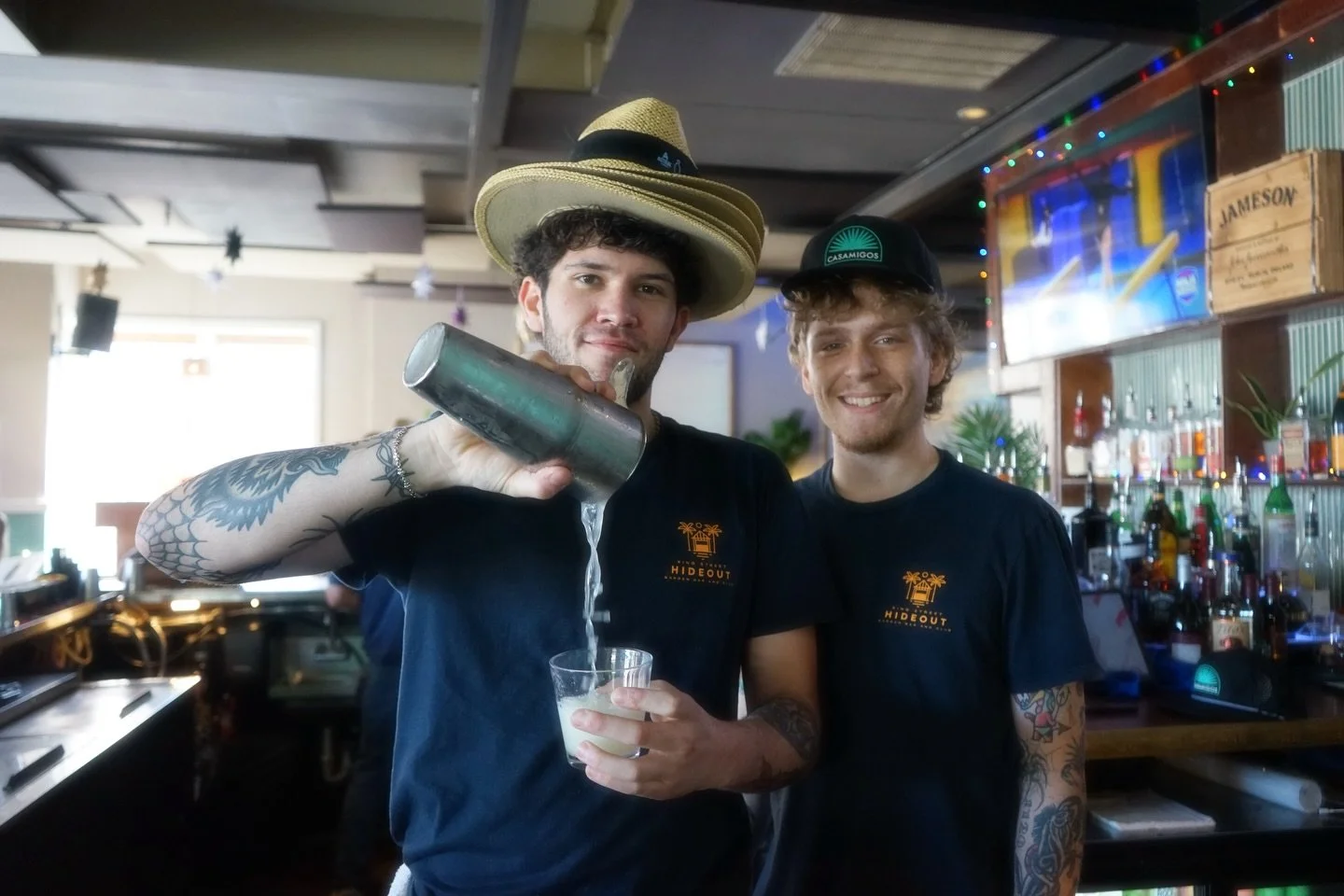 Let us get your weekend started 

🍗 @lowcountry_royal kitchen takeover 
🍺 Happy Hour 4-7pm
🎱 Free Pool during happy hour
Dj @thenickmongelli 10pm
Late night menu 🍟

#charlestonscene #chs #hideout