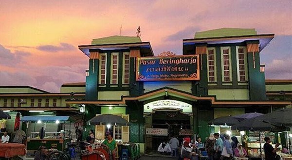 Beringharjo Traditional Market