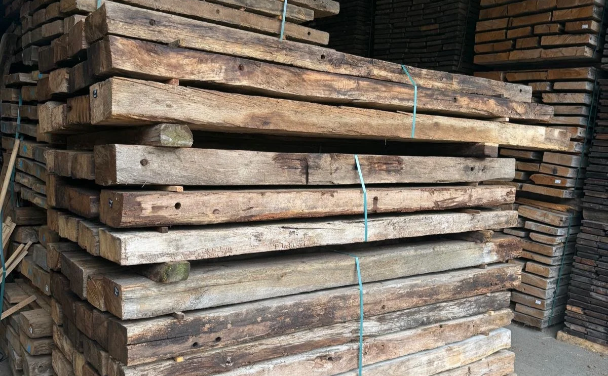 Reclaimed Oak Beams &amp; Fire Mantels