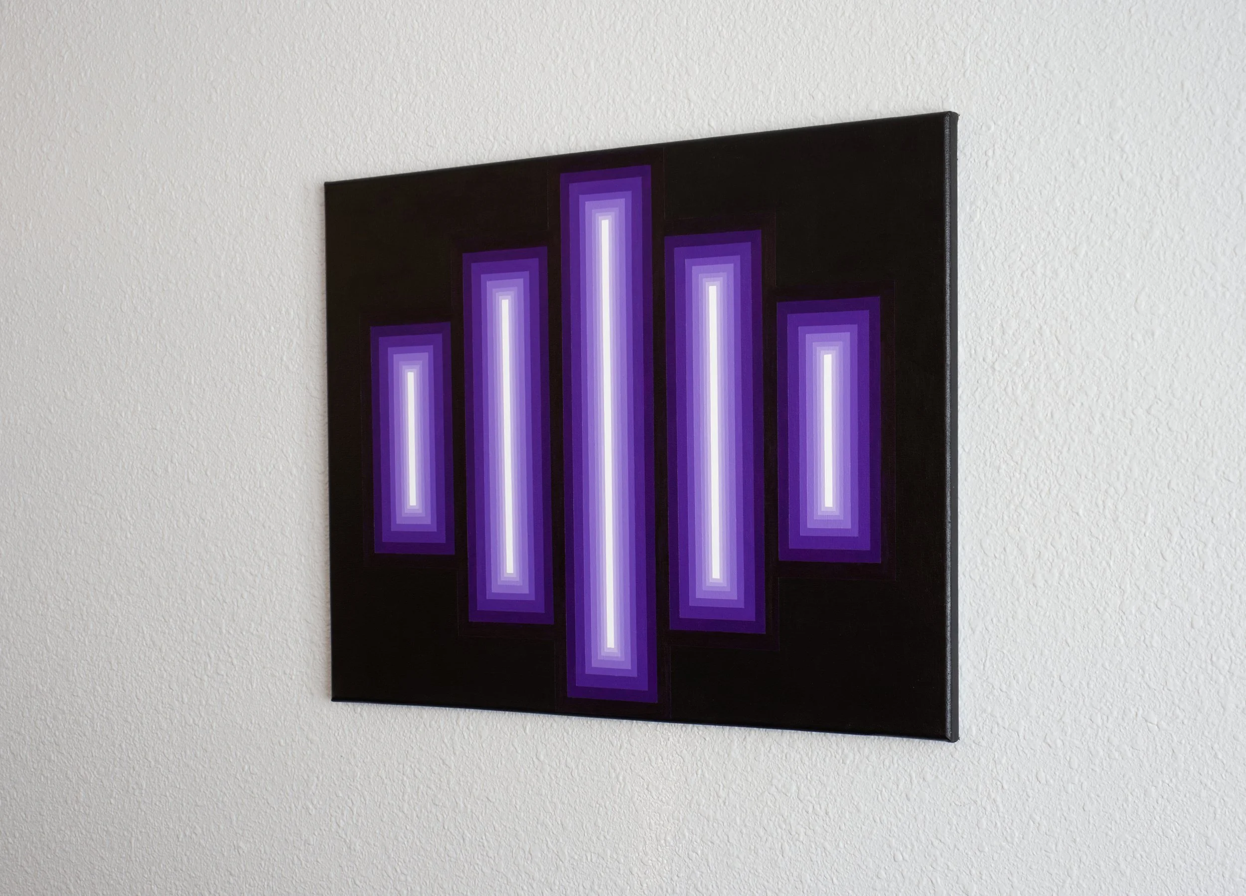 Symmetrical purple abstract canvas showing dark violet borders fading into bright, desaturated violet tints along sharp central lines.jpg